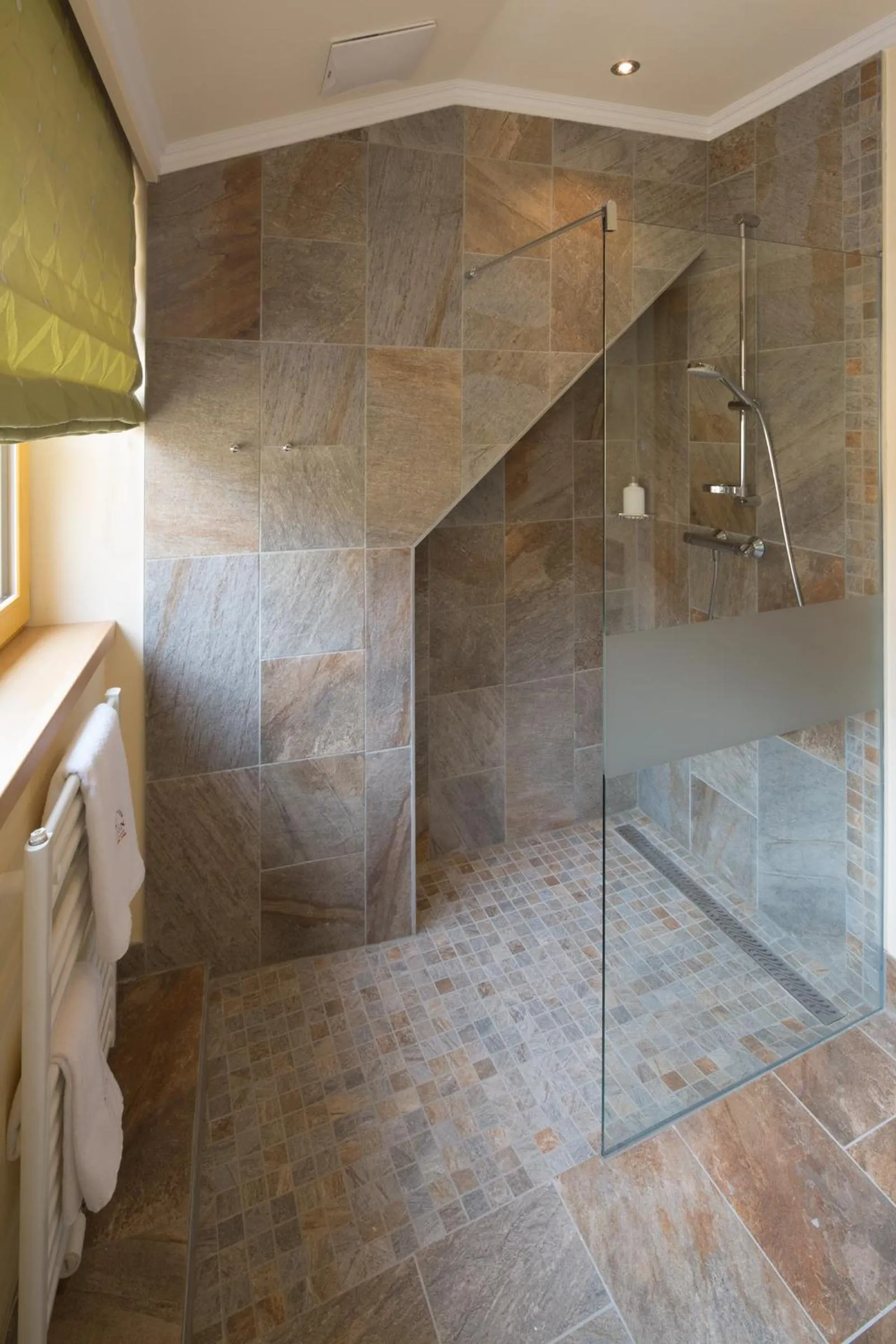 Bathroom in Hotel Zum Schwarzen Bären