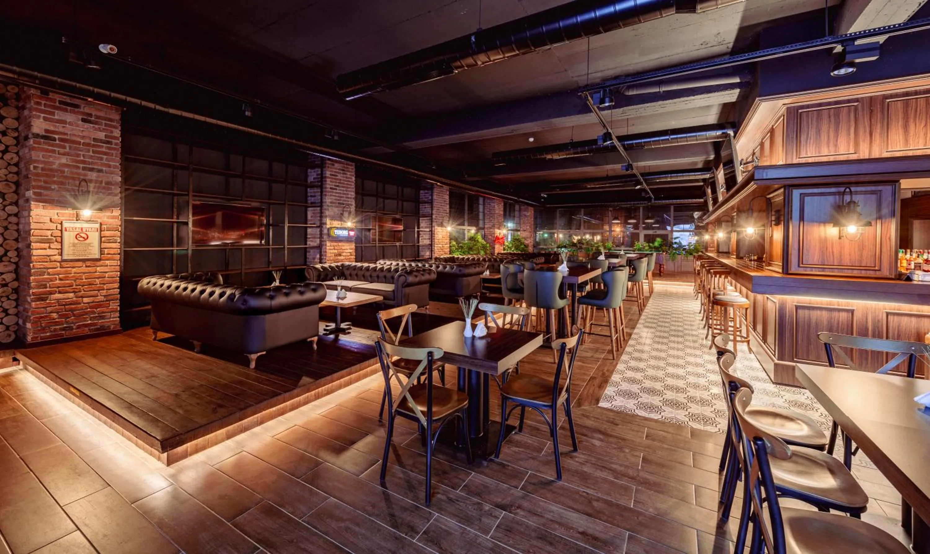 Lounge or bar in Novel Centre Point Hotel