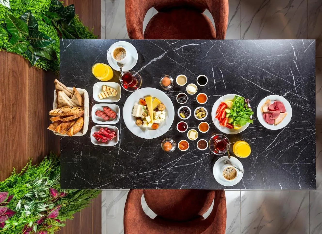 Breakfast in Novel Centre Point Hotel