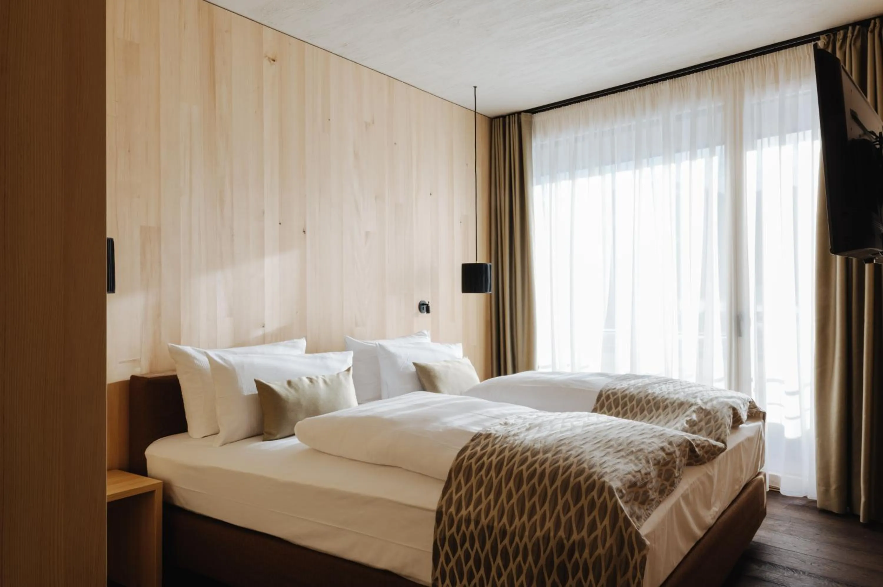 Bed in Torghele's Wald & Fluh