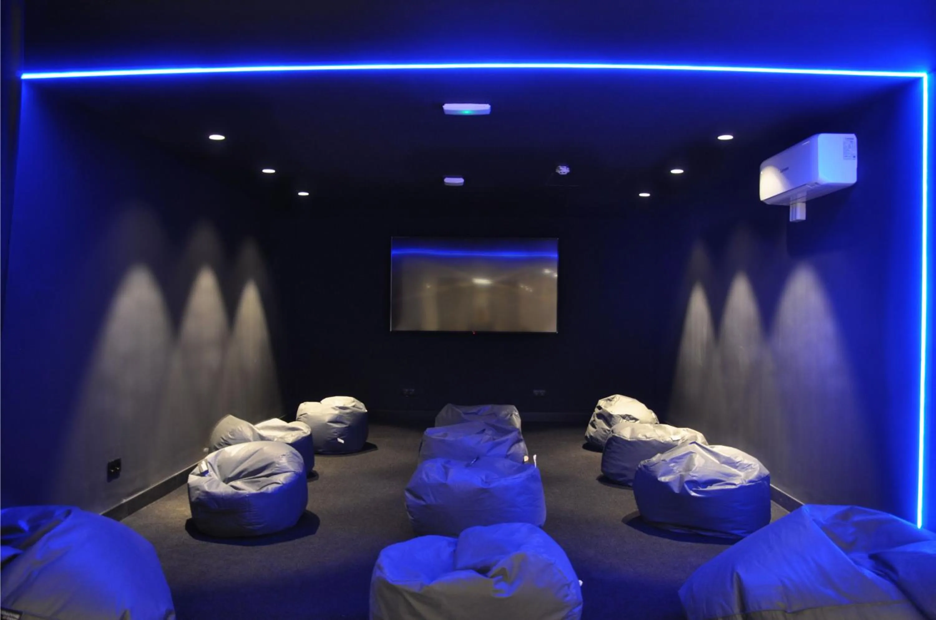 Communal lounge/ TV room in Residencia Universitaria Resa Málaga Centro