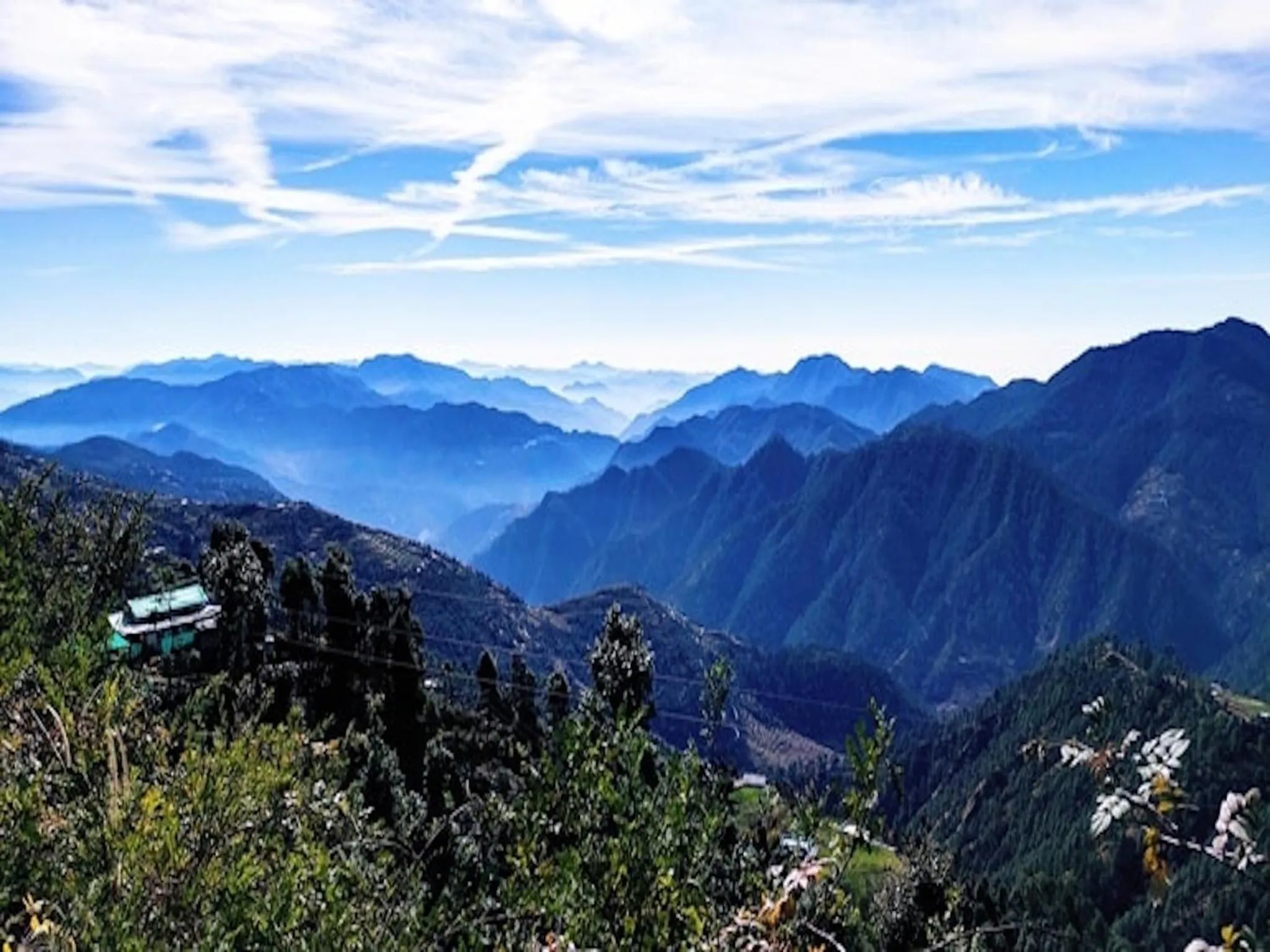 Natural landscape in LA Riqueza Kanatal - Mountain View Rooms - Best Location - Amazing Food - Close to Jungle Safari & Adventure Activities