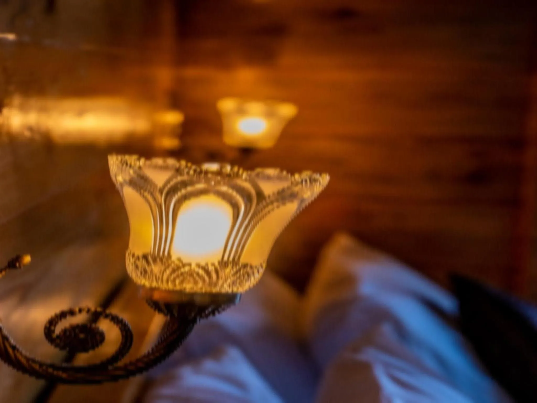 Property building, Bed in LA Riqueza Kanatal - Mountain View Rooms - Best Location - Amazing Food - Close to Jungle Safari & Adventure Activities