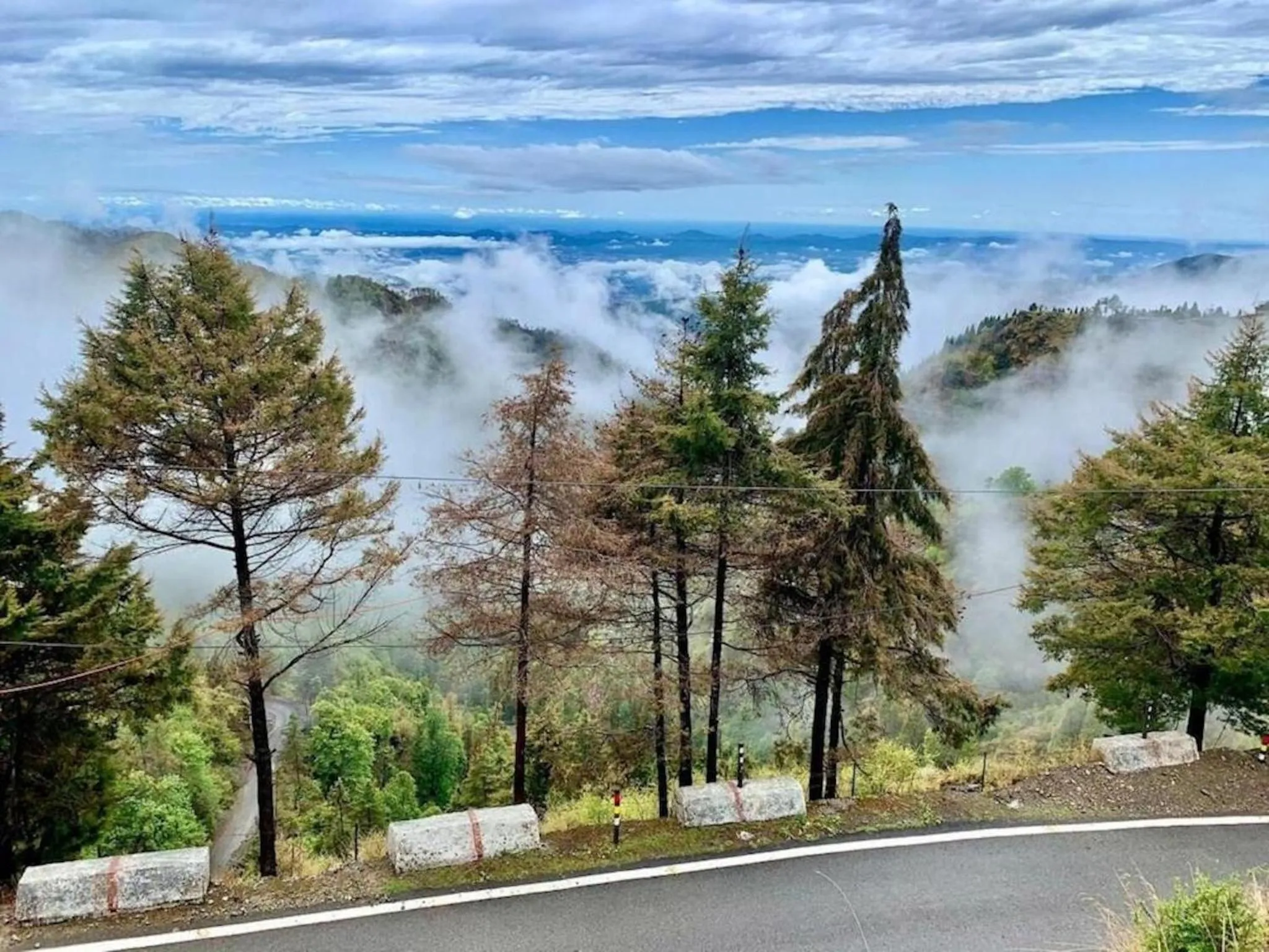 Natural landscape in LA Riqueza Kanatal - Mountain View Rooms - Best Location - Amazing Food - Close to Jungle Safari & Adventure Activities