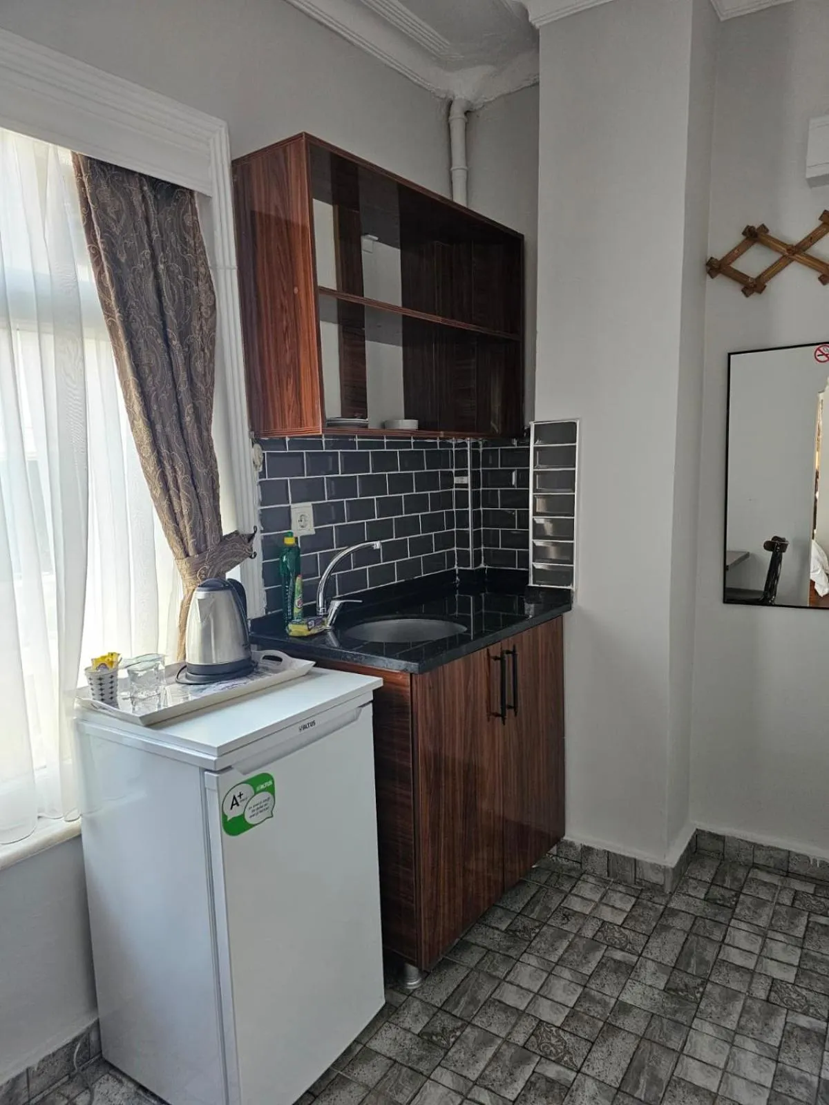 Kitchen or kitchenette in Grey House Apartments & Suites Istanbul