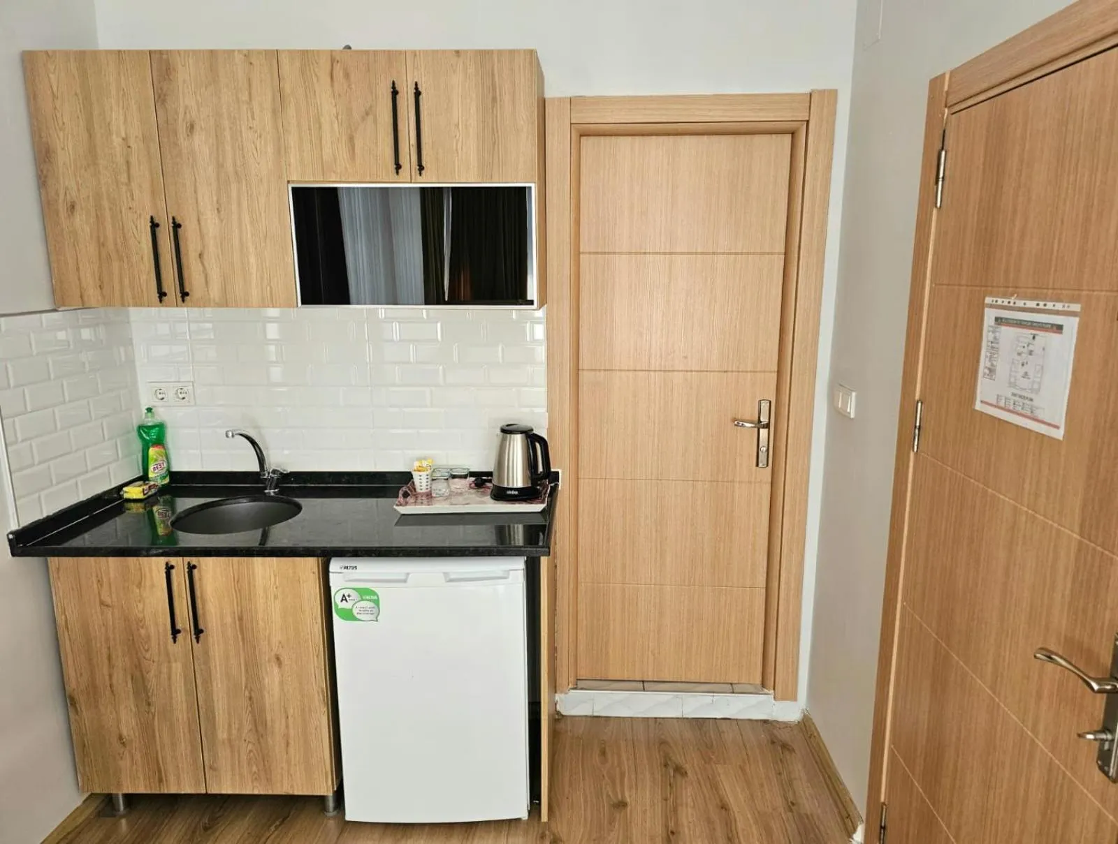 Kitchen or kitchenette in Grey House Apartments & Suites Istanbul