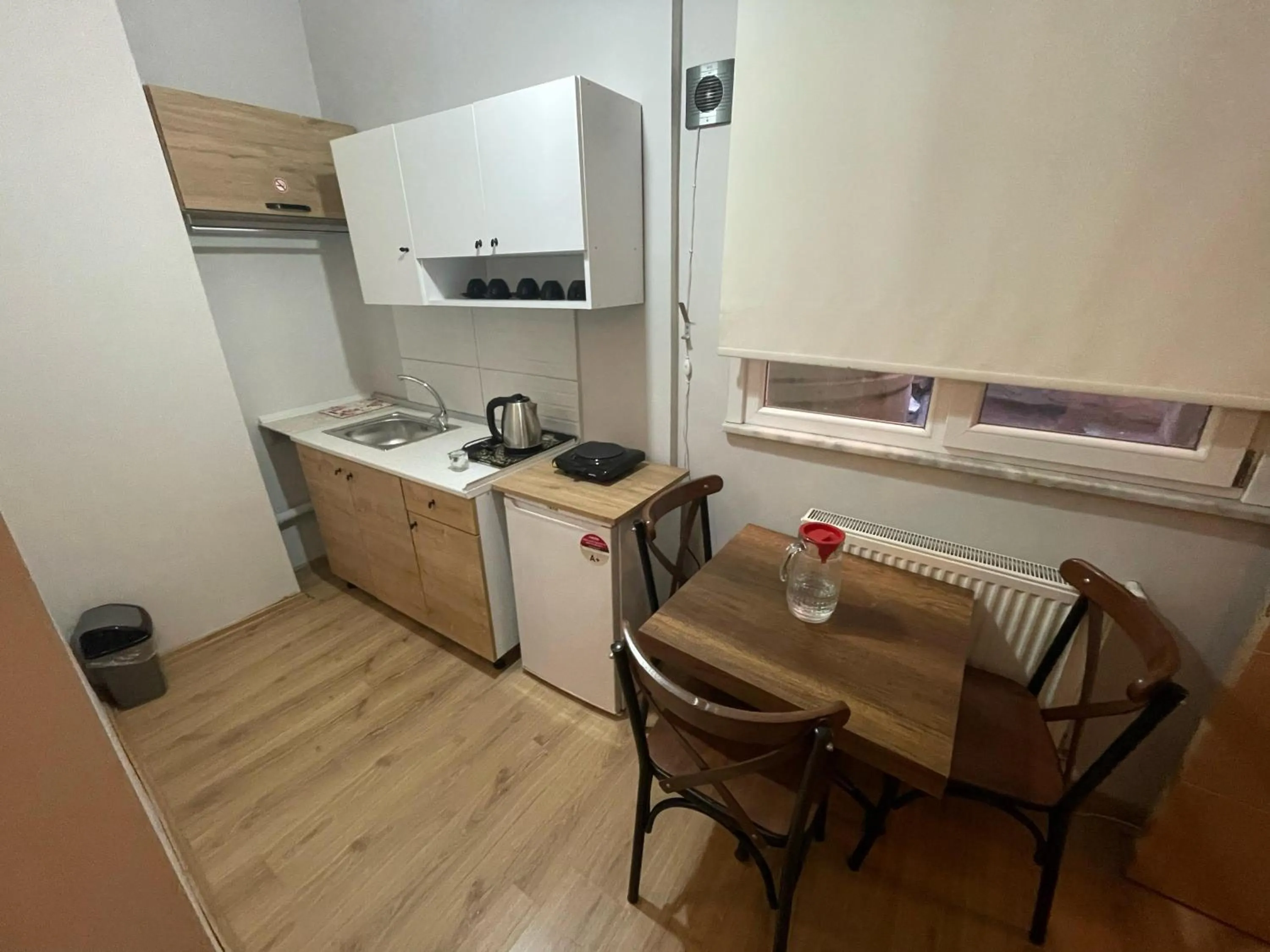 Coffee/tea facilities in Grey House Apartments & Suites Istanbul