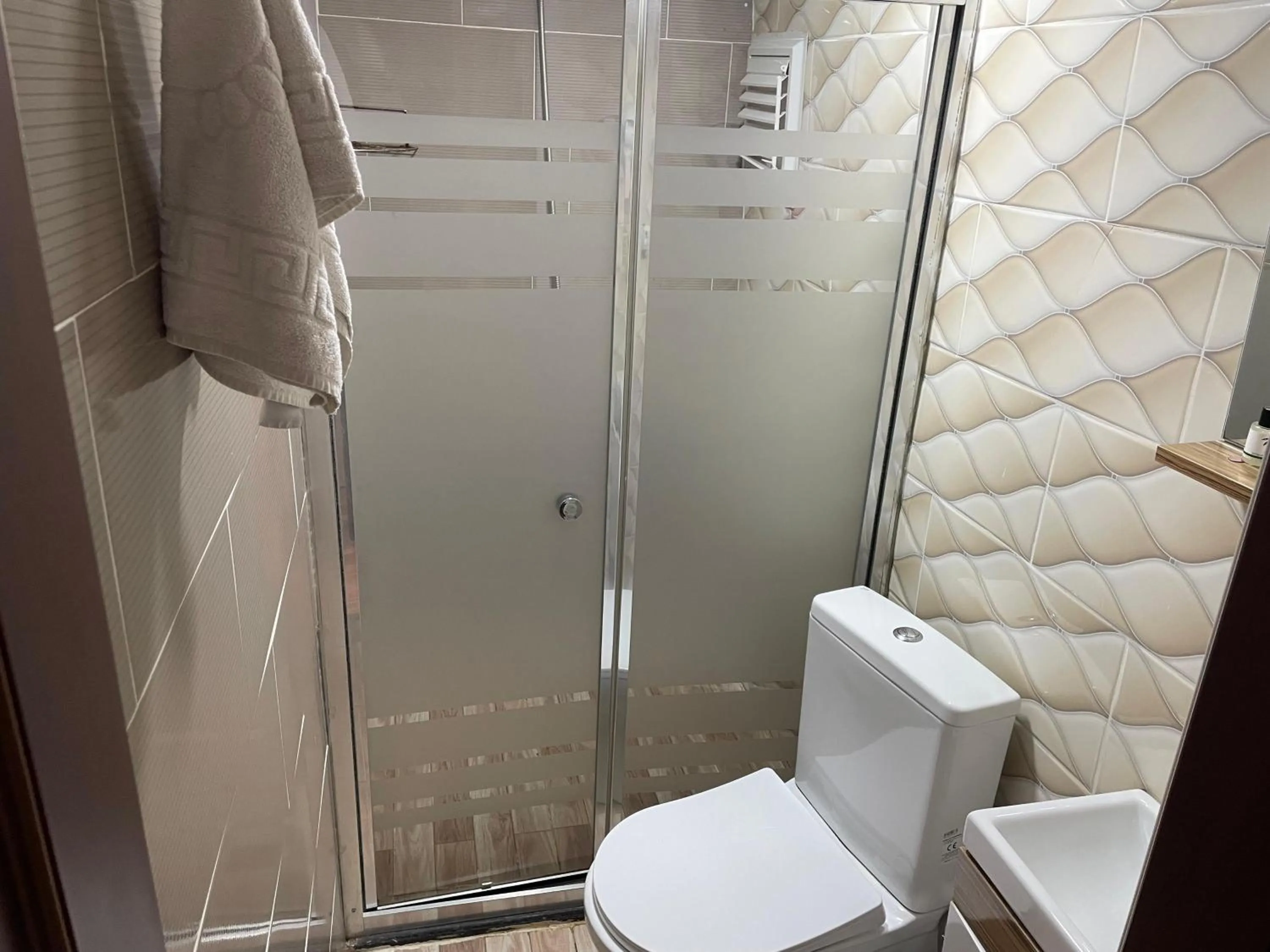 Shower in Grey House Apartments & Suites Istanbul