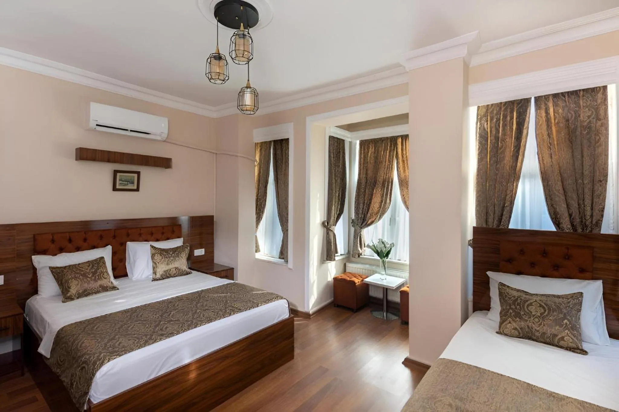 Bed in Grey House Apartments & Suites Istanbul