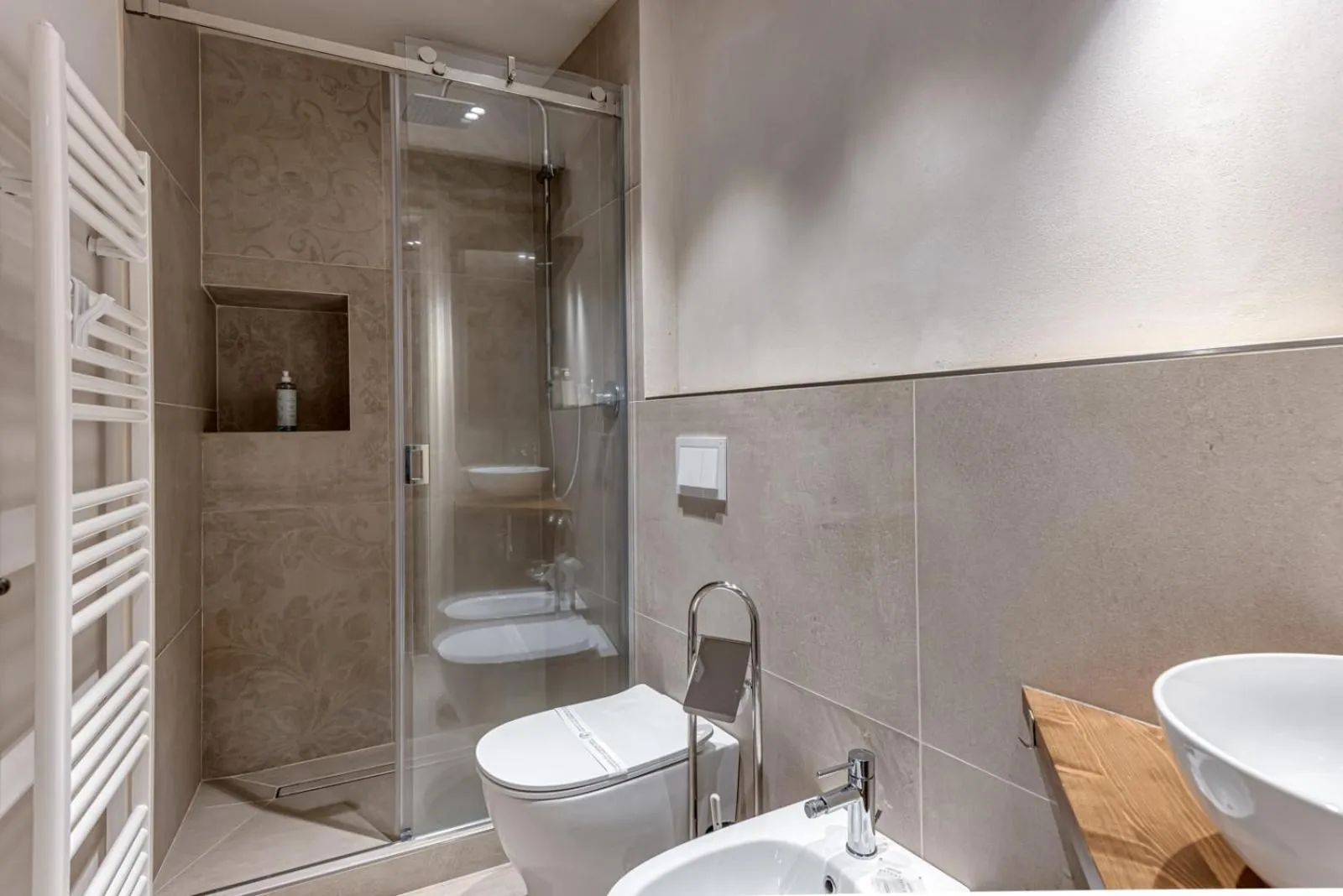 Shower in b&b BORGO CAPITANO COLLECTION Albergo diffuso - Centro Storico