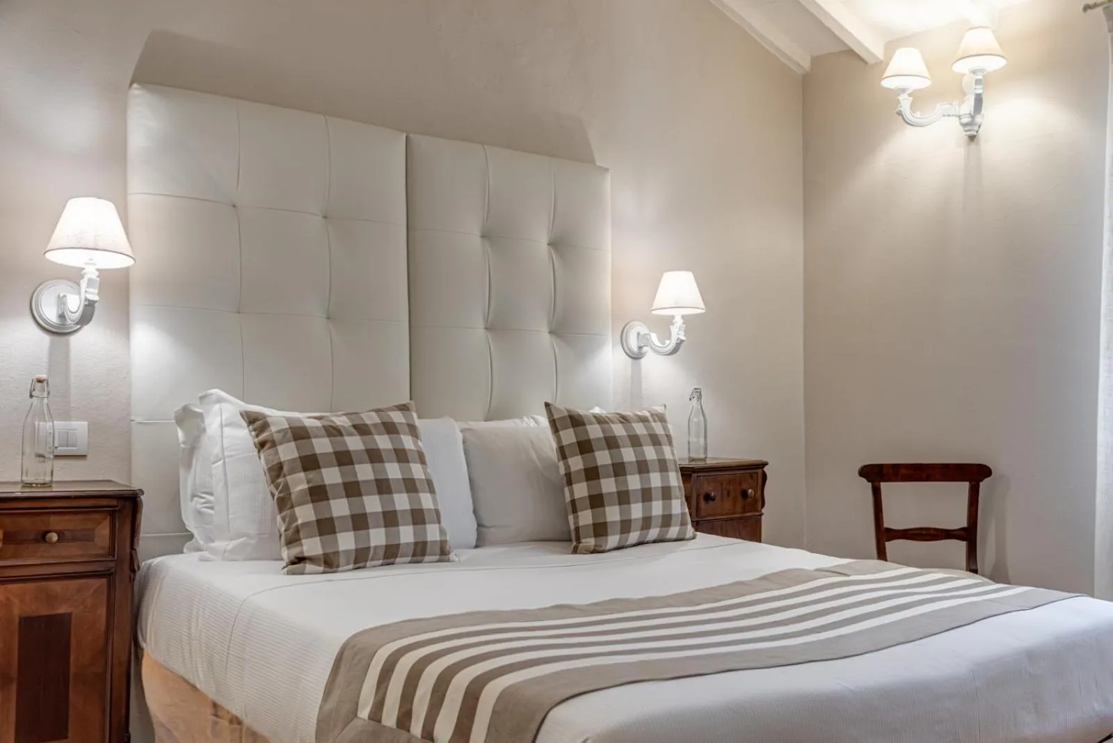 Bed in b&b BORGO CAPITANO COLLECTION Albergo diffuso - Centro Storico