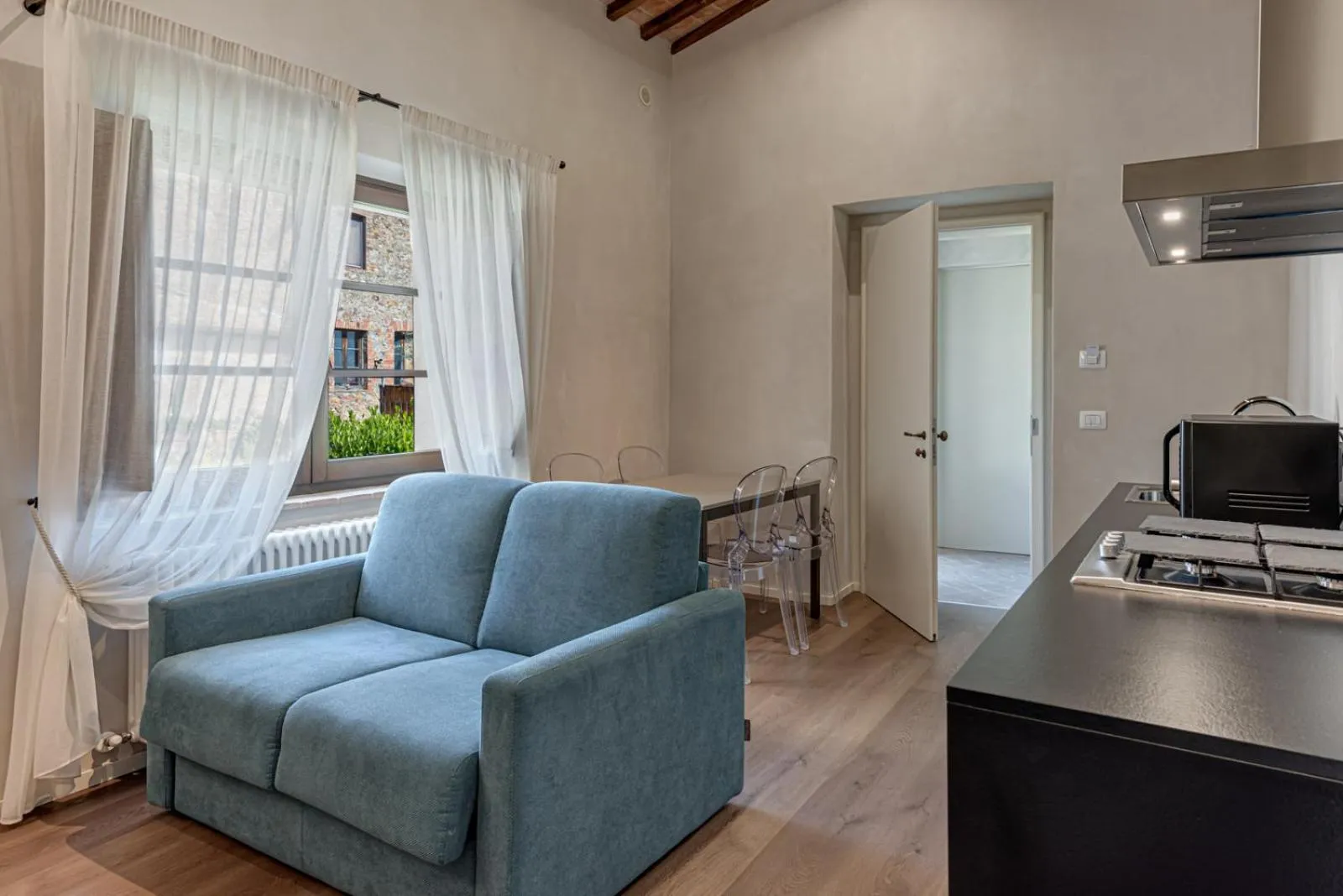 Bedroom in b&b BORGO CAPITANO COLLECTION Albergo diffuso - Centro Storico