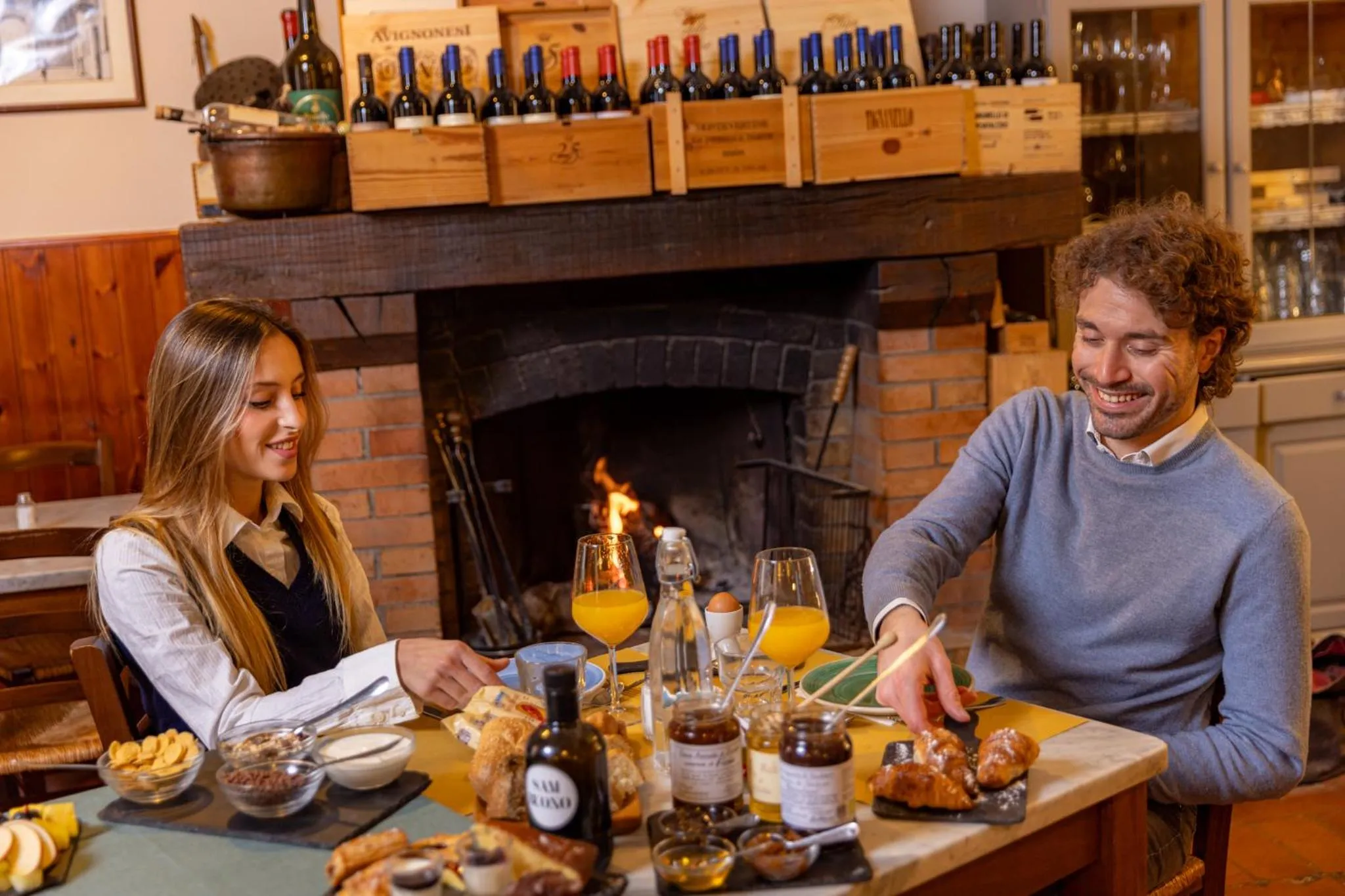 People in b&b BORGO CAPITANO COLLECTION Albergo diffuso - Centro Storico