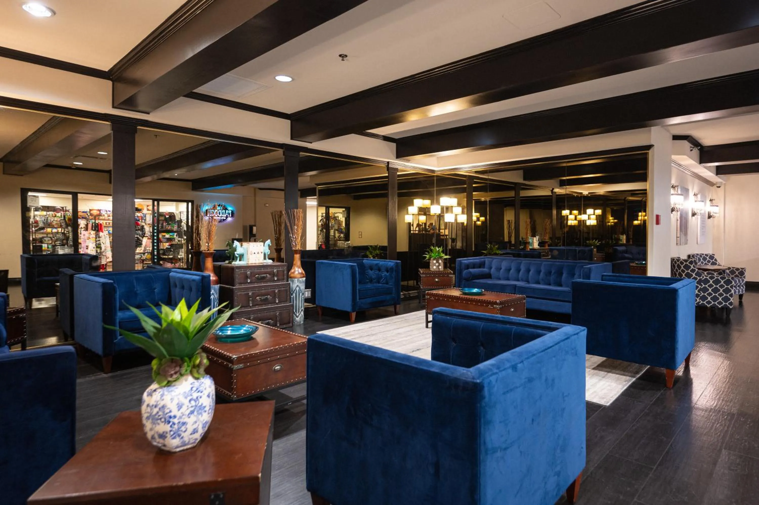 Lobby or reception in Penthouse on the strip - 6 Comfy beds!!!