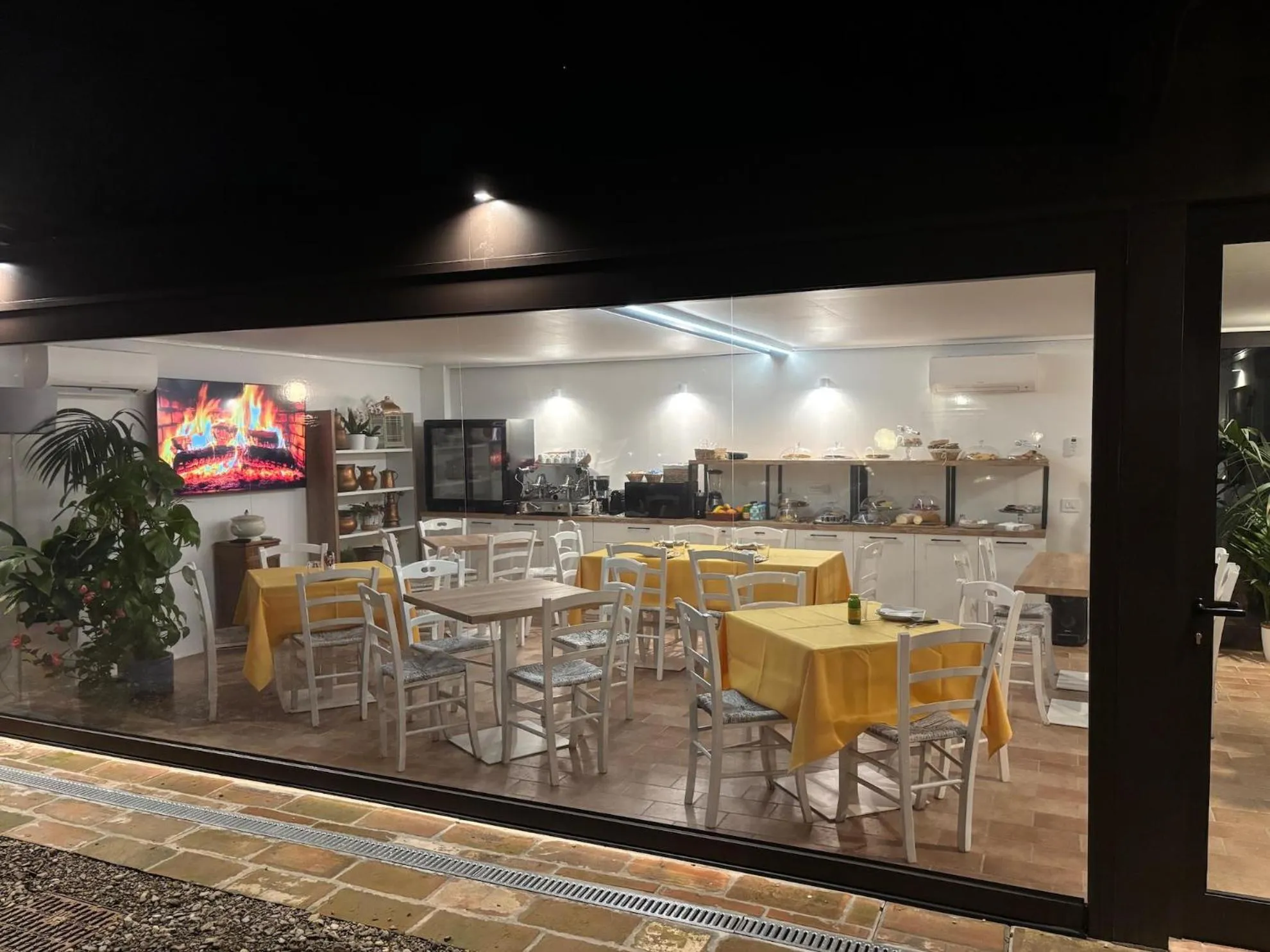 Breakfast in Ca' Ross