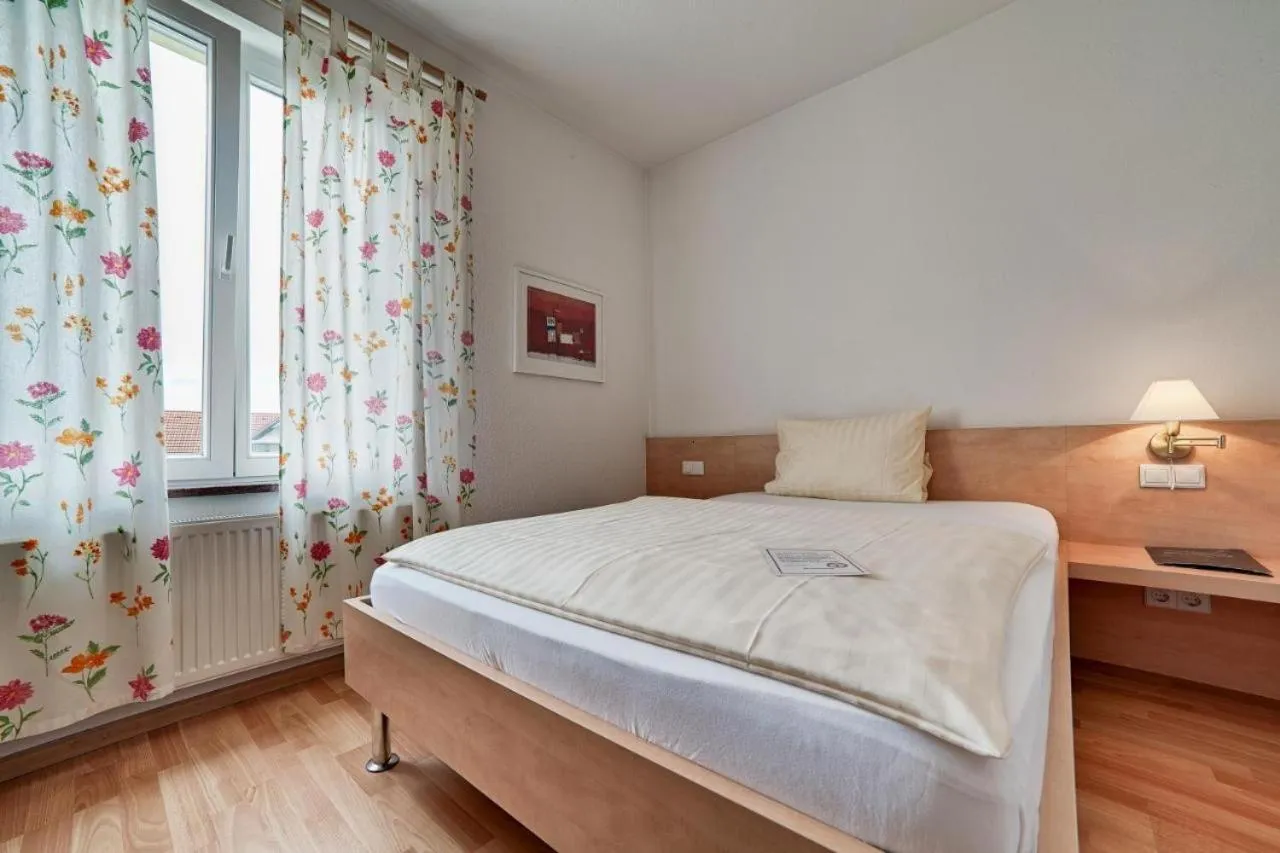 Bedroom in Hotel Villa Martino - zum Hirsch