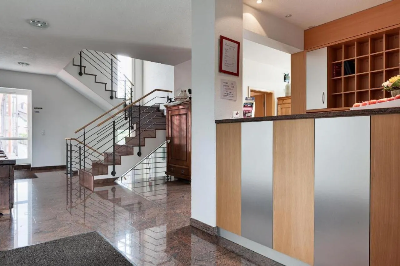 Lobby or reception in Hotel Villa Martino - zum Hirsch