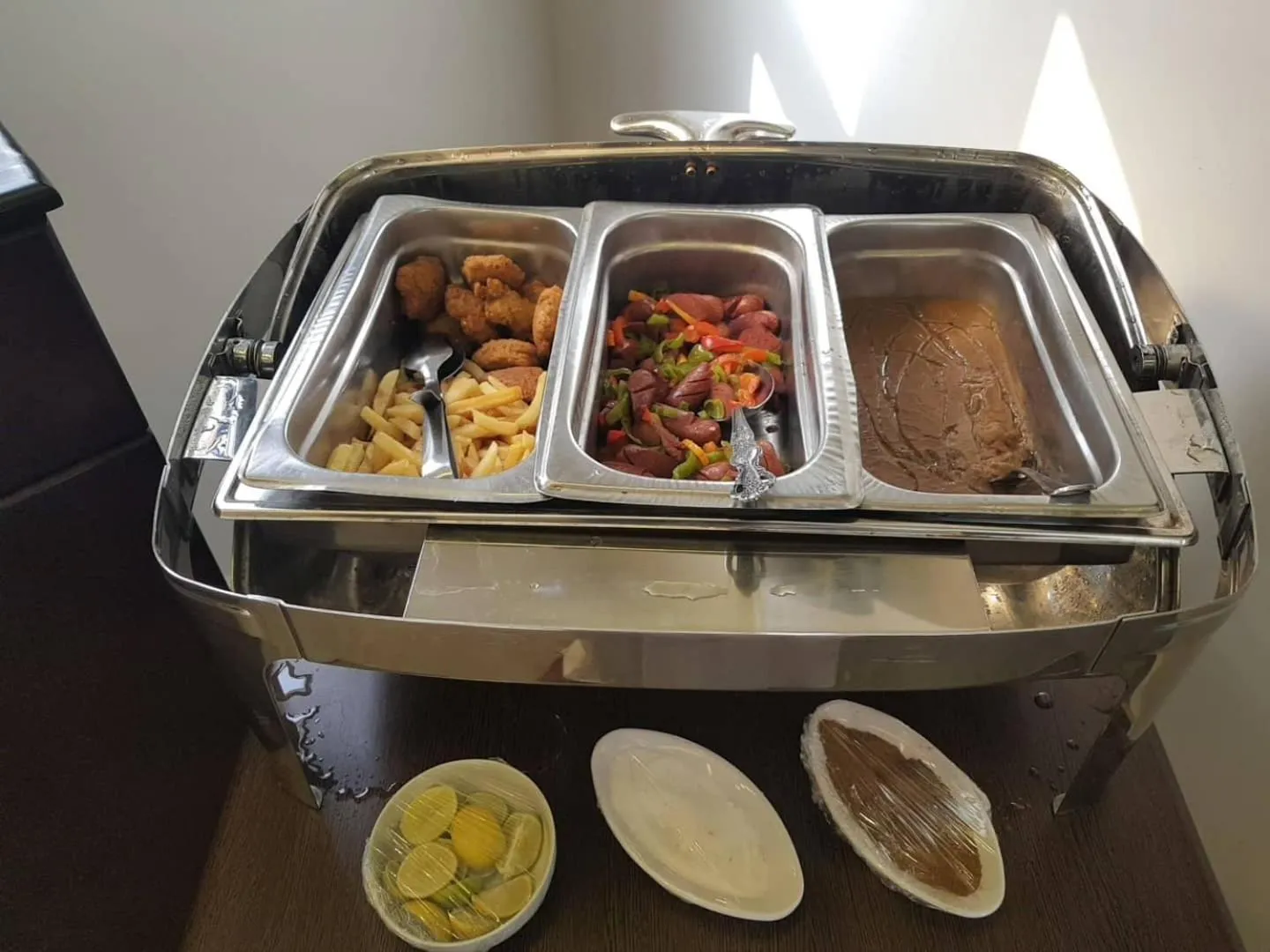 Buffet breakfast in Khan Duidar Inn - Pyramids View Rooftop