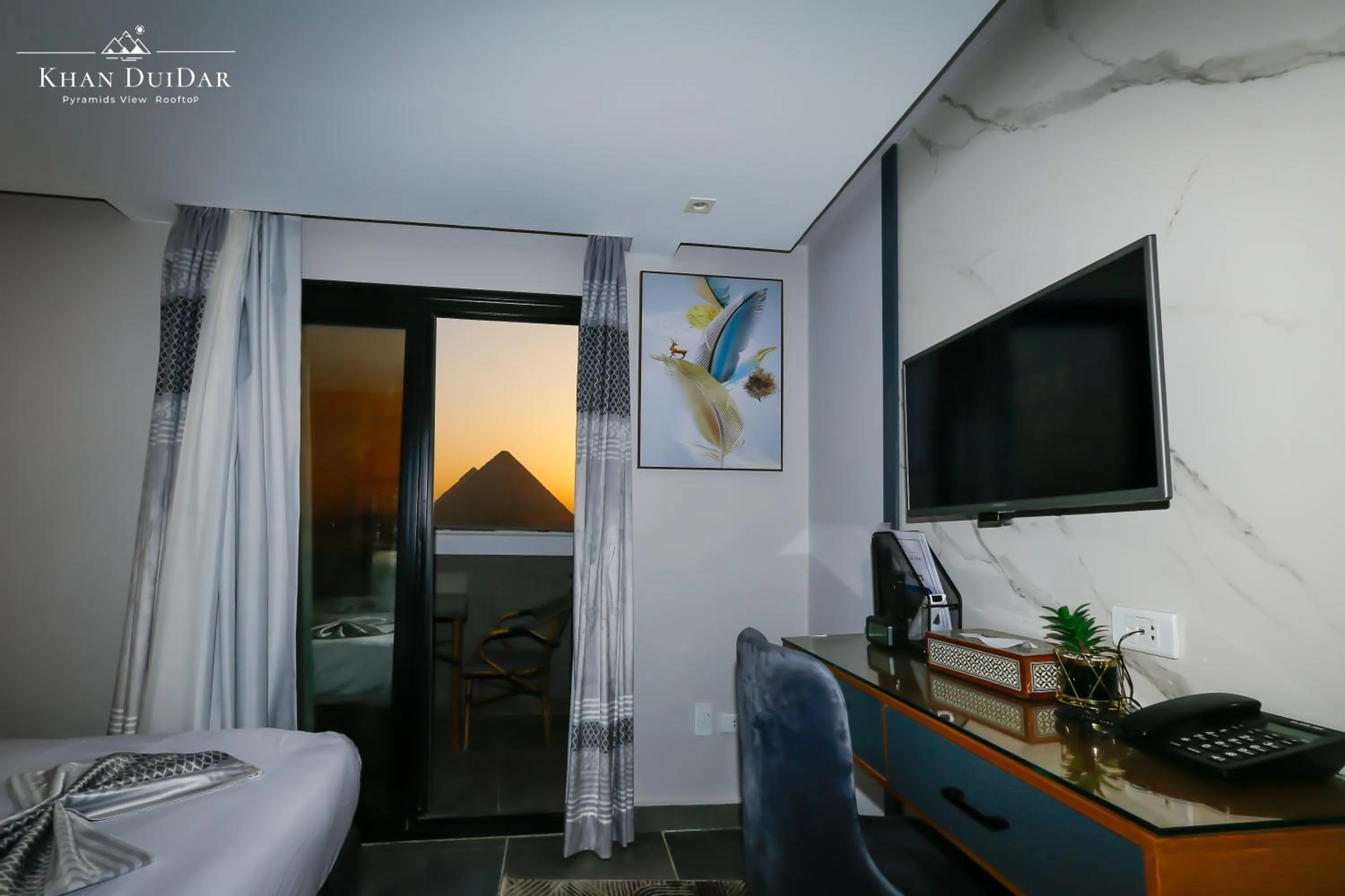 TV and multimedia in Khan Duidar Inn - Pyramids View Rooftop