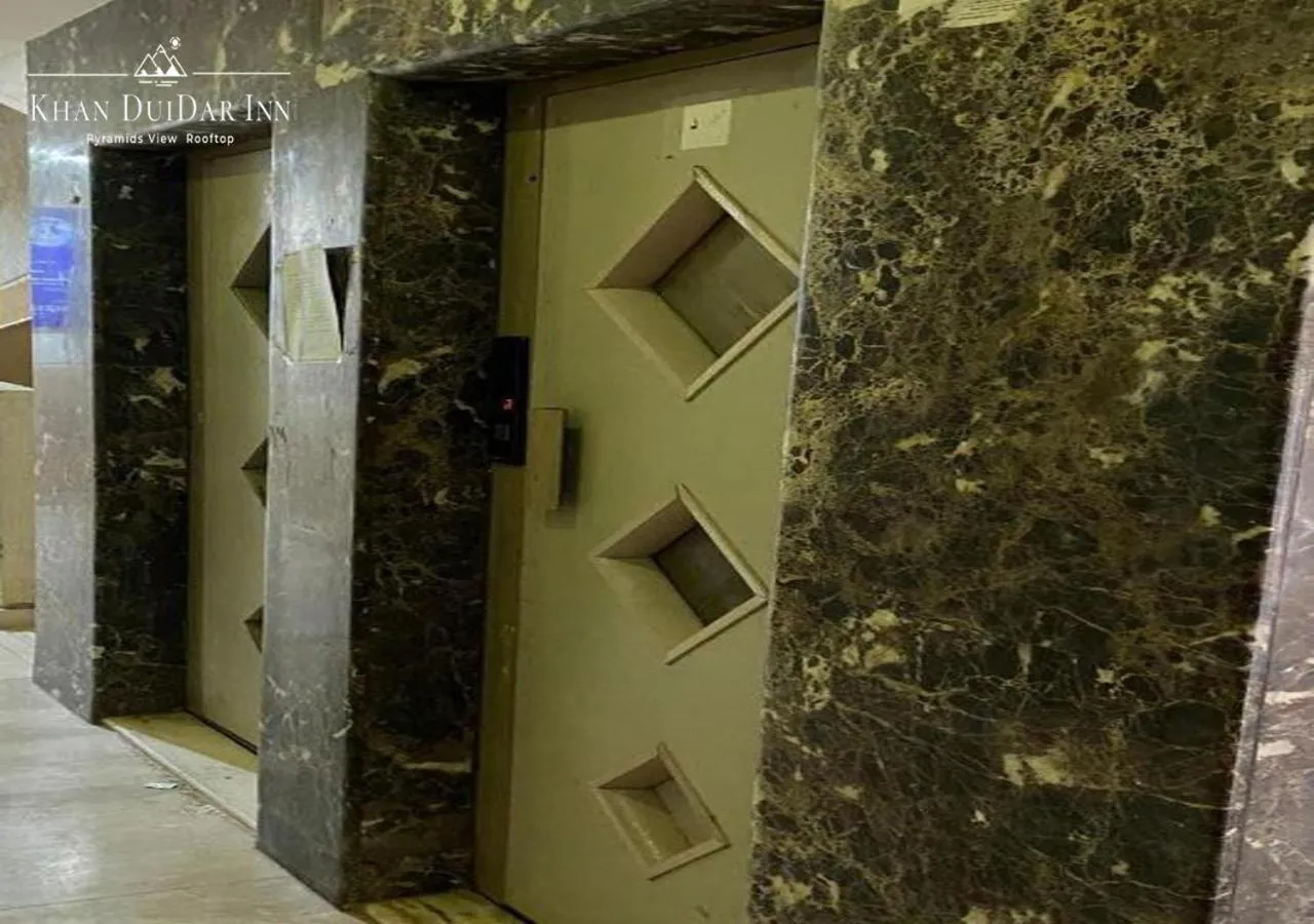 Property building in Khan Duidar Inn - Pyramids View Rooftop