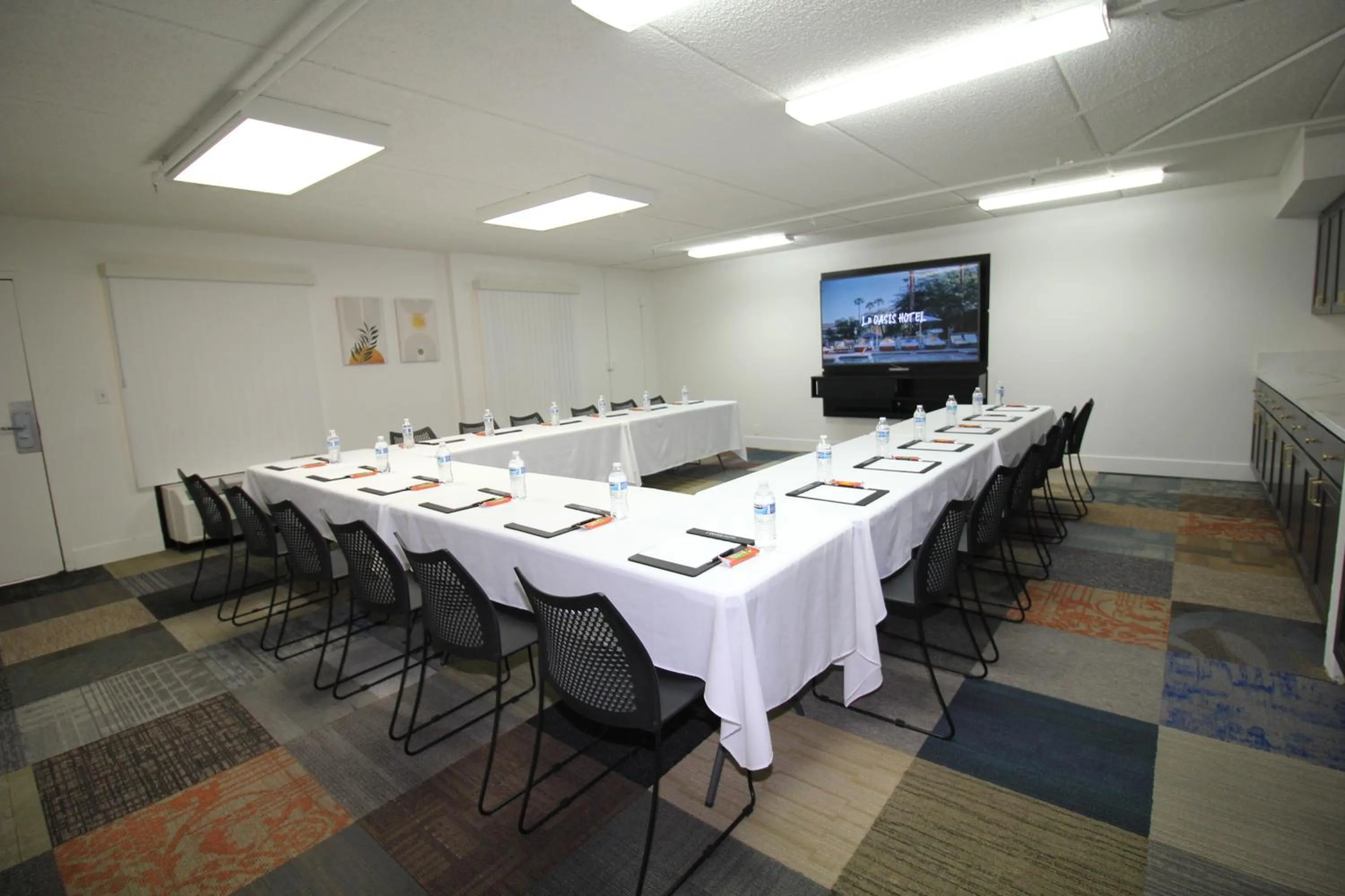 Meeting/conference room in L3 Oasis Hotel