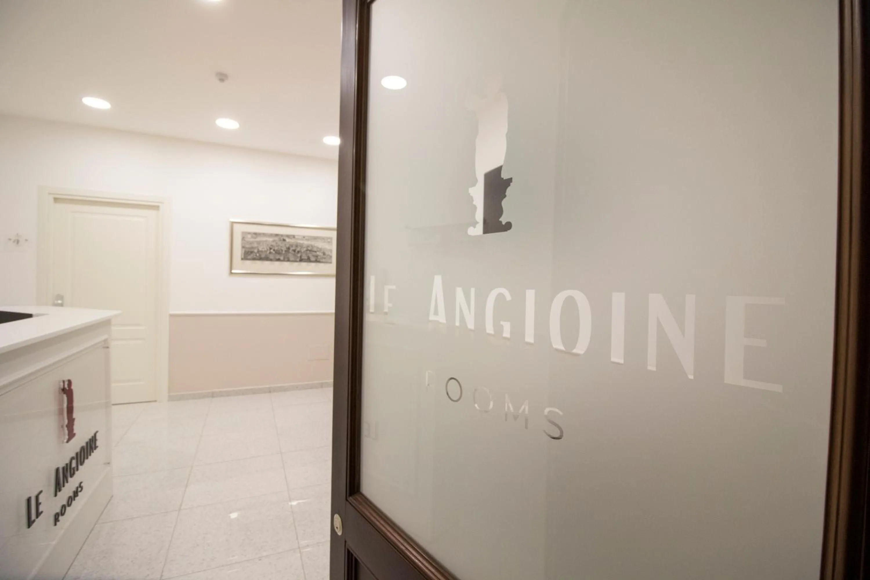 Le Angioine Rooms
