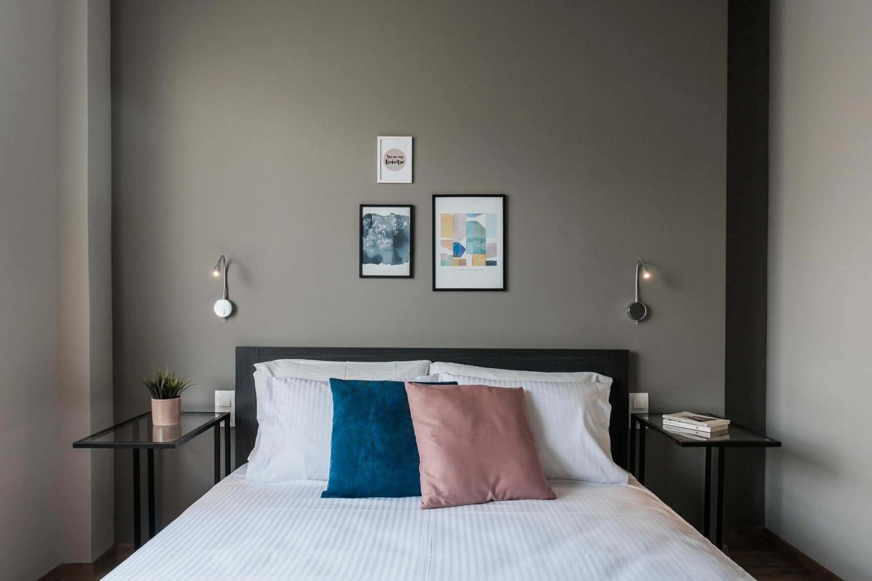 Bed in WYZ Athens Apartments by UPSTREET