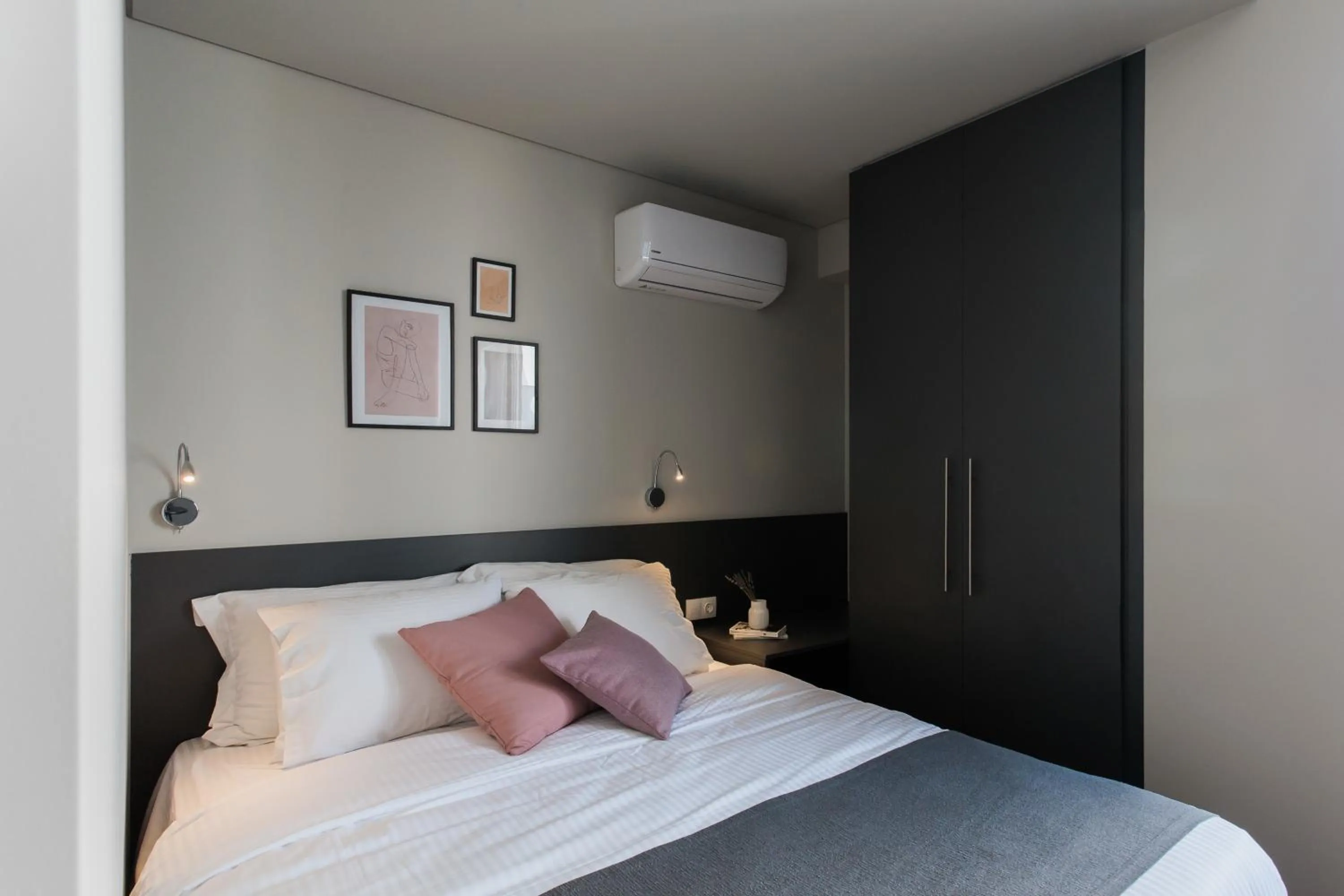 Bedroom, Bed in WYZ Athens Apartments by UPSTREET