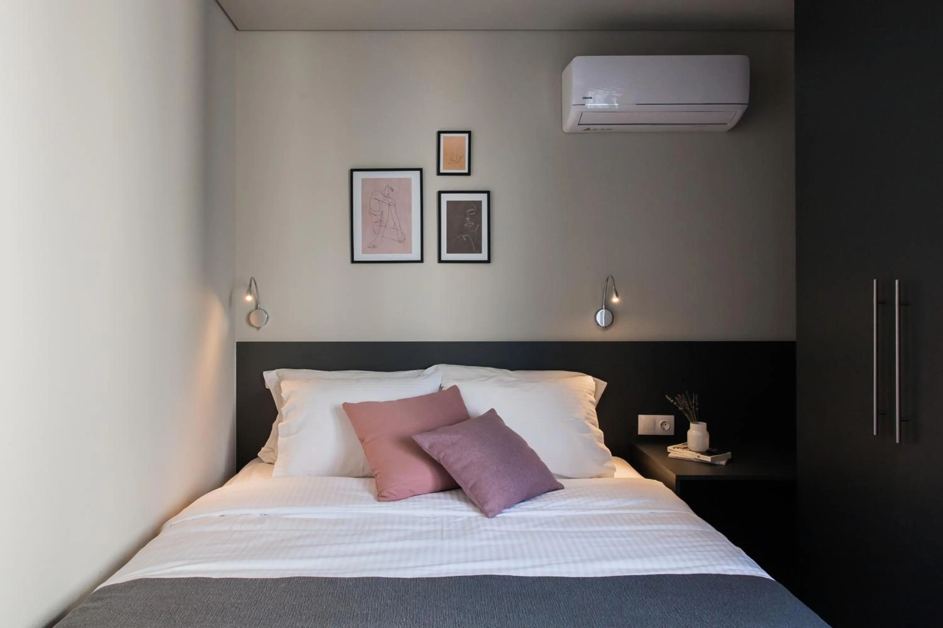 Bedroom, Bed in WYZ Athens Apartments by UPSTREET