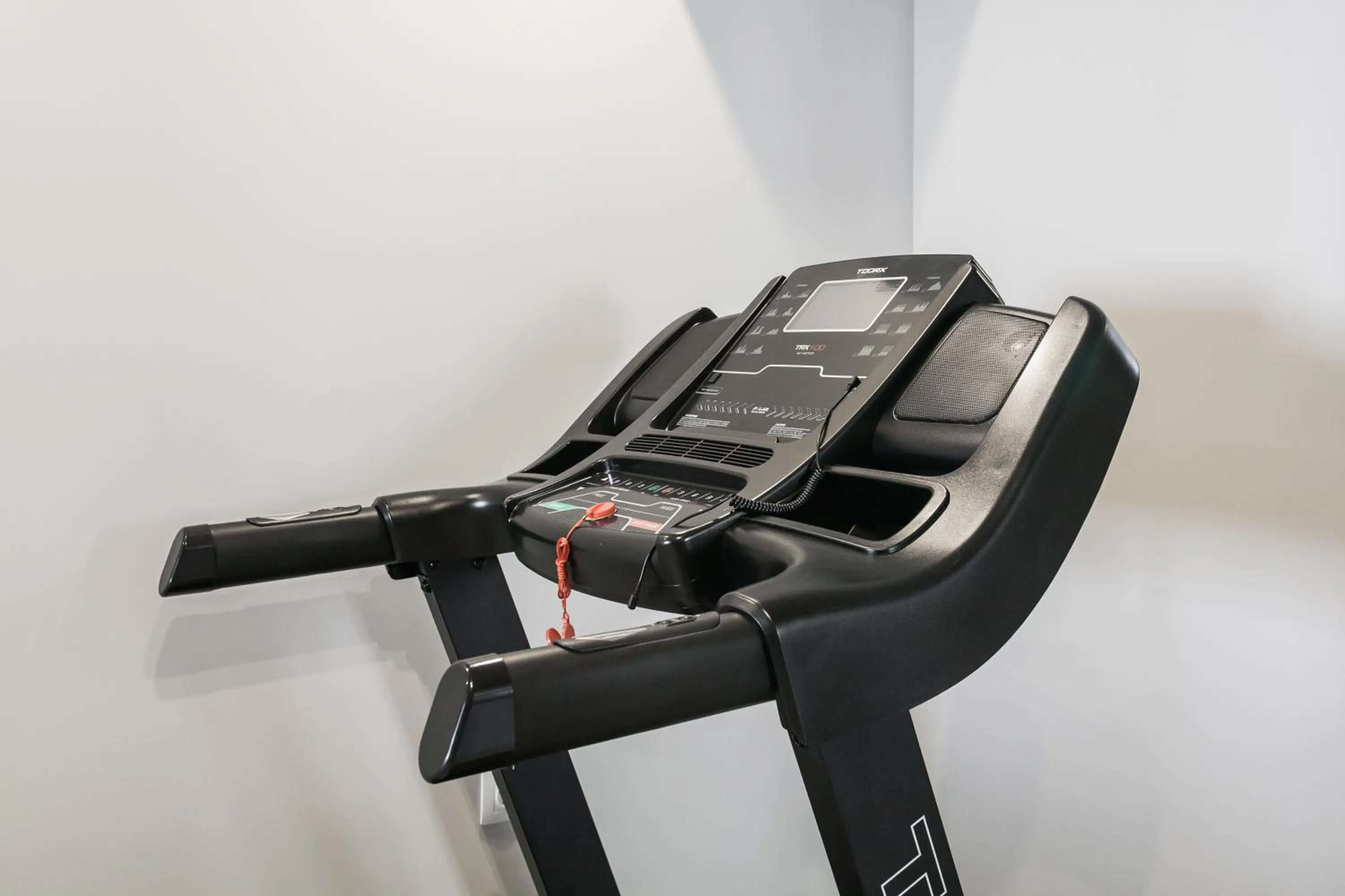 Fitness centre/facilities in WYZ Athens Apartments by UPSTREET