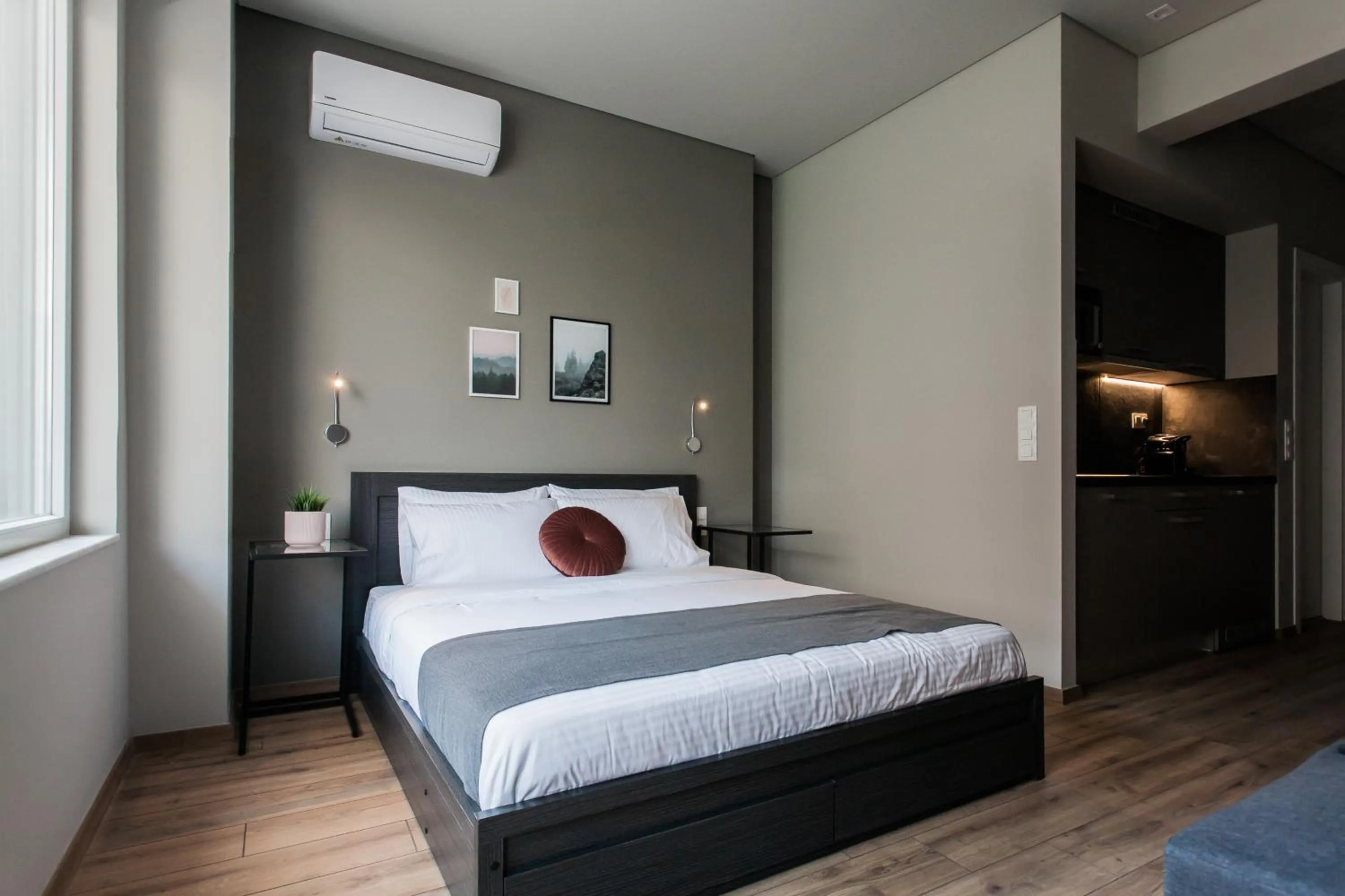 Bedroom, Bed in WYZ Athens Apartments by UPSTREET