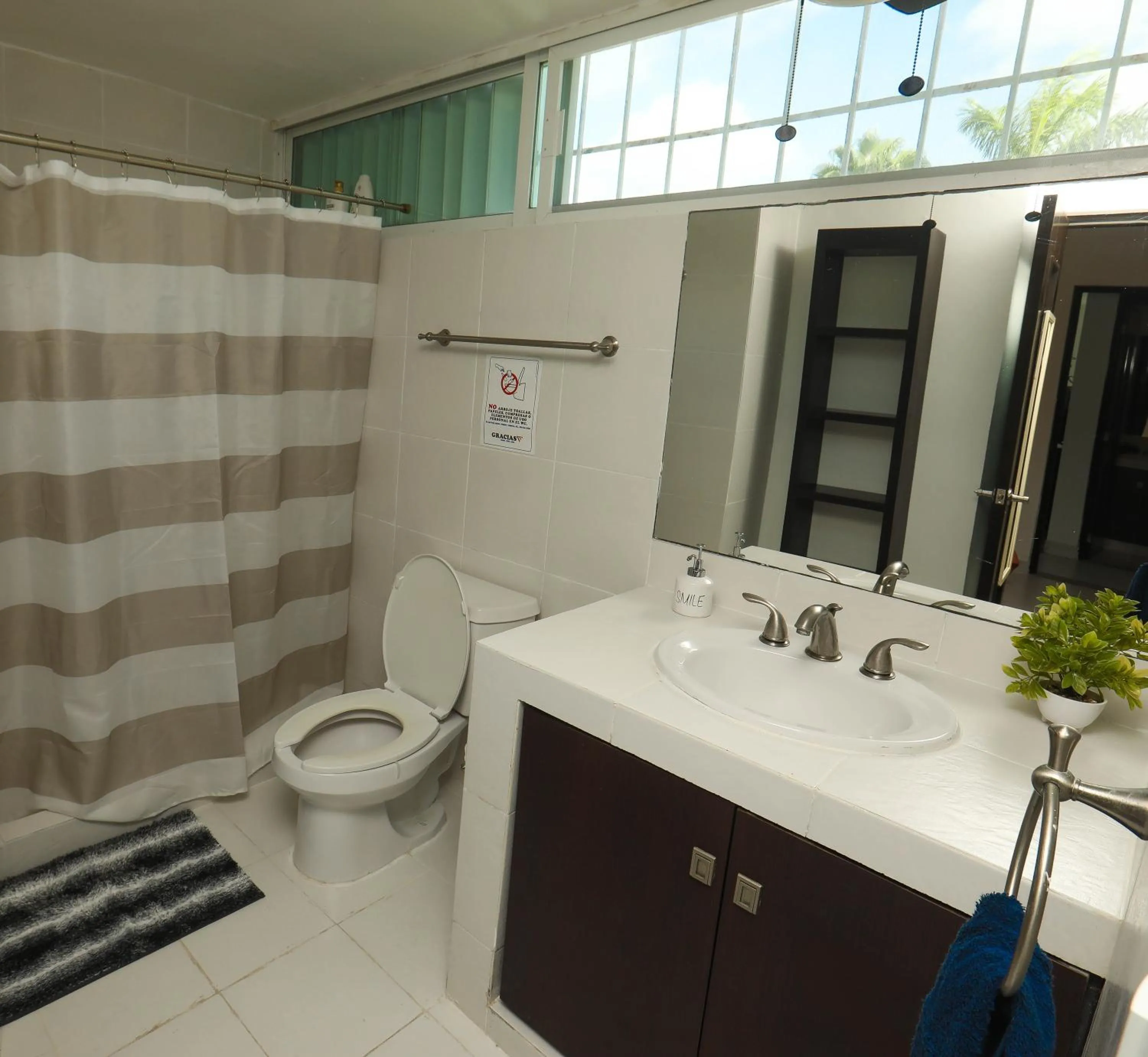 Depa de 3 habs, 3 baños y piscina (Zona Hotelera)