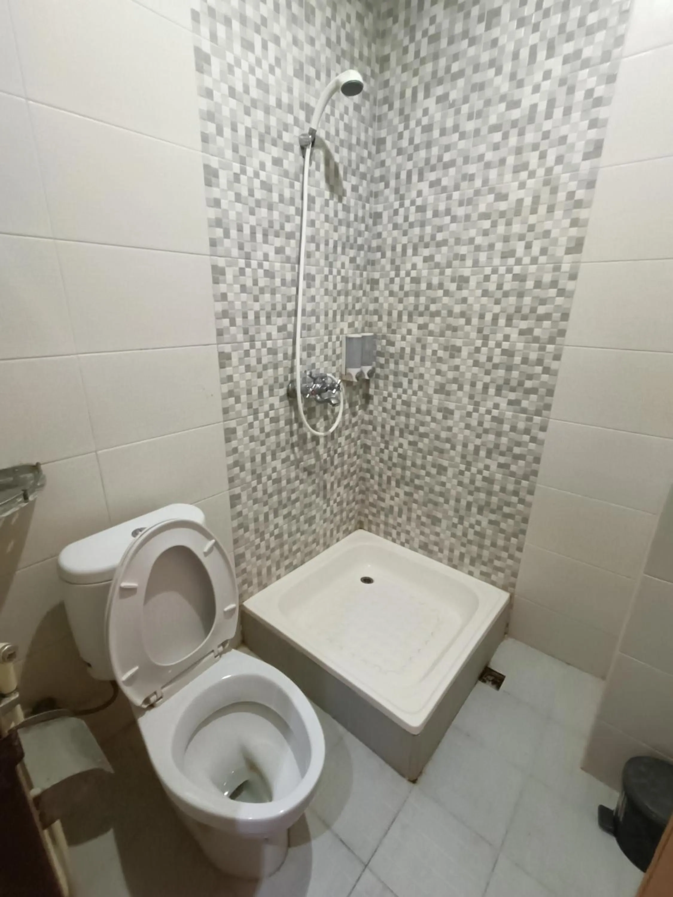 Balqies Homestay Syariah Makassar Mitra RedDoorz