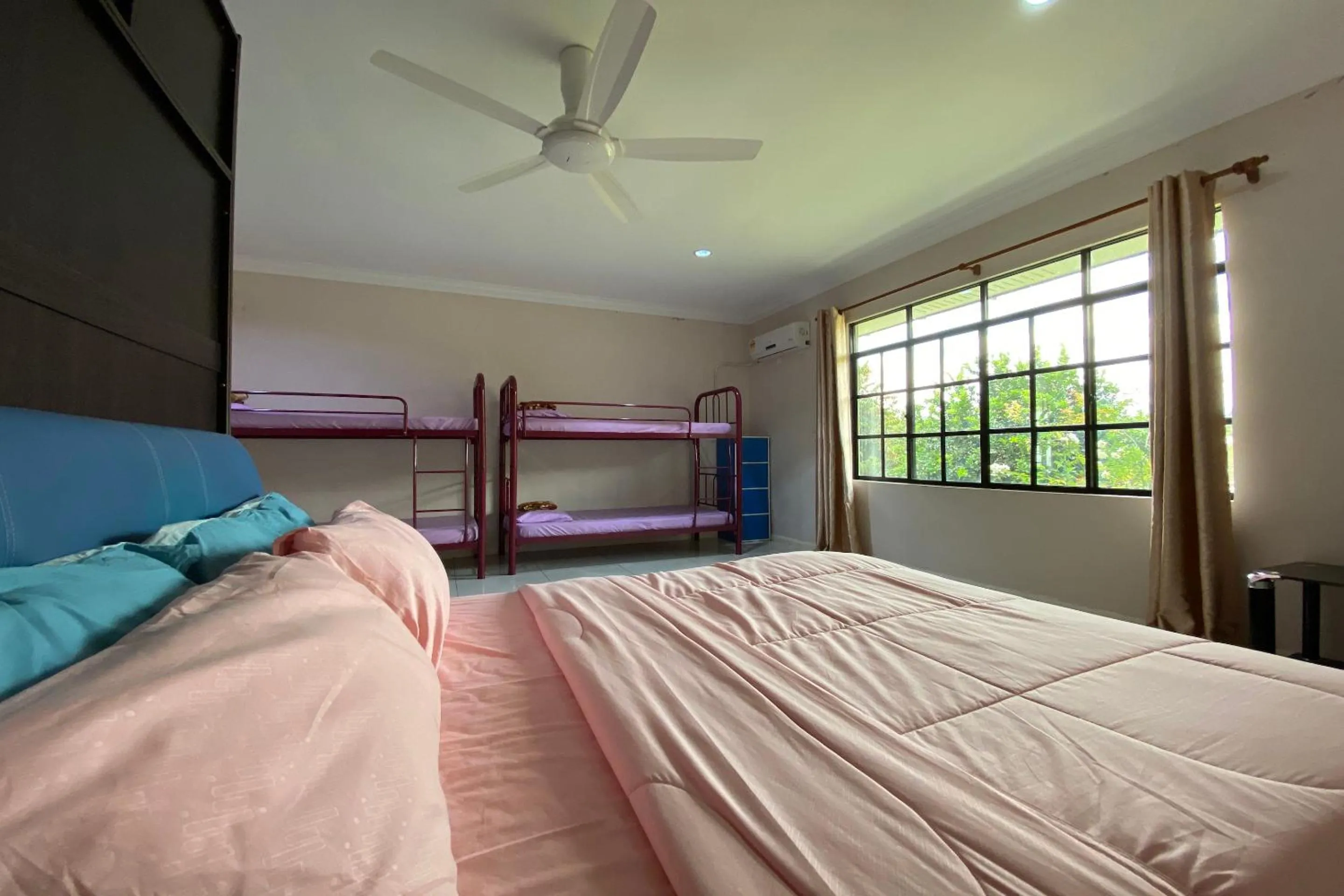 Photo of the whole room, Bed in Hotel O Tambunan Nature Lodge