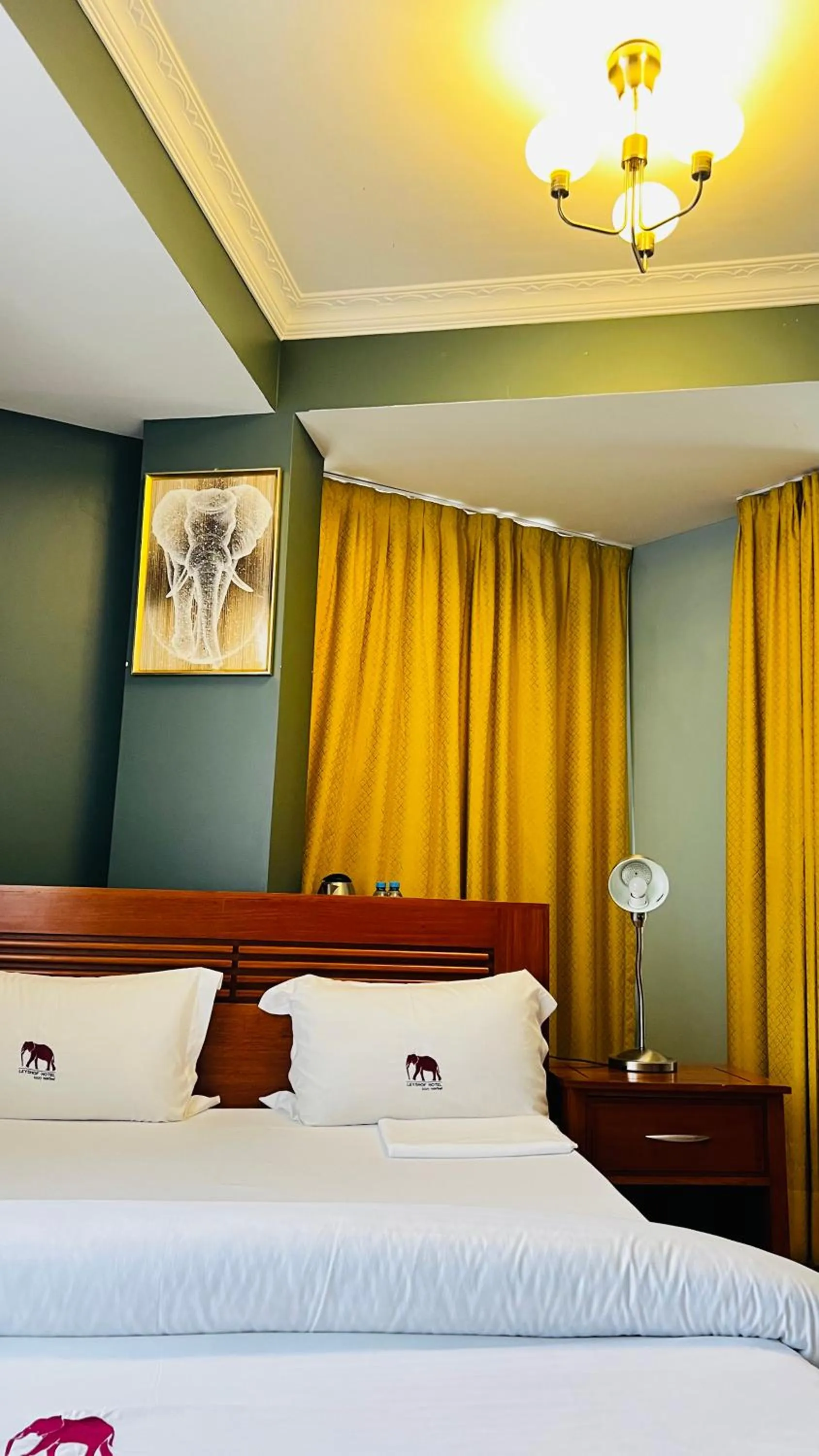 Bed in LEYSHOF HOTEL