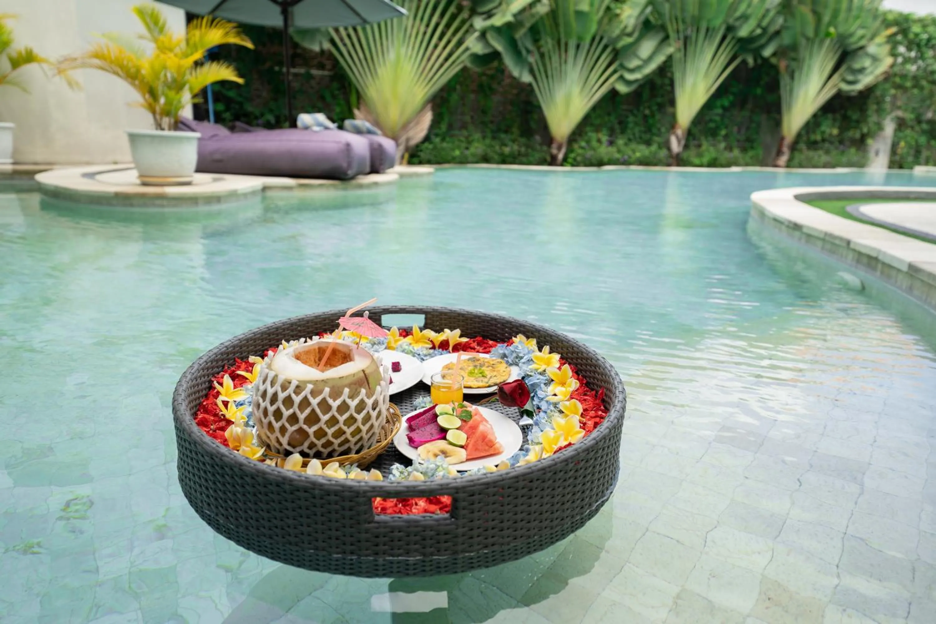 Swimming pool in Bali Karma Sajtra Hotel