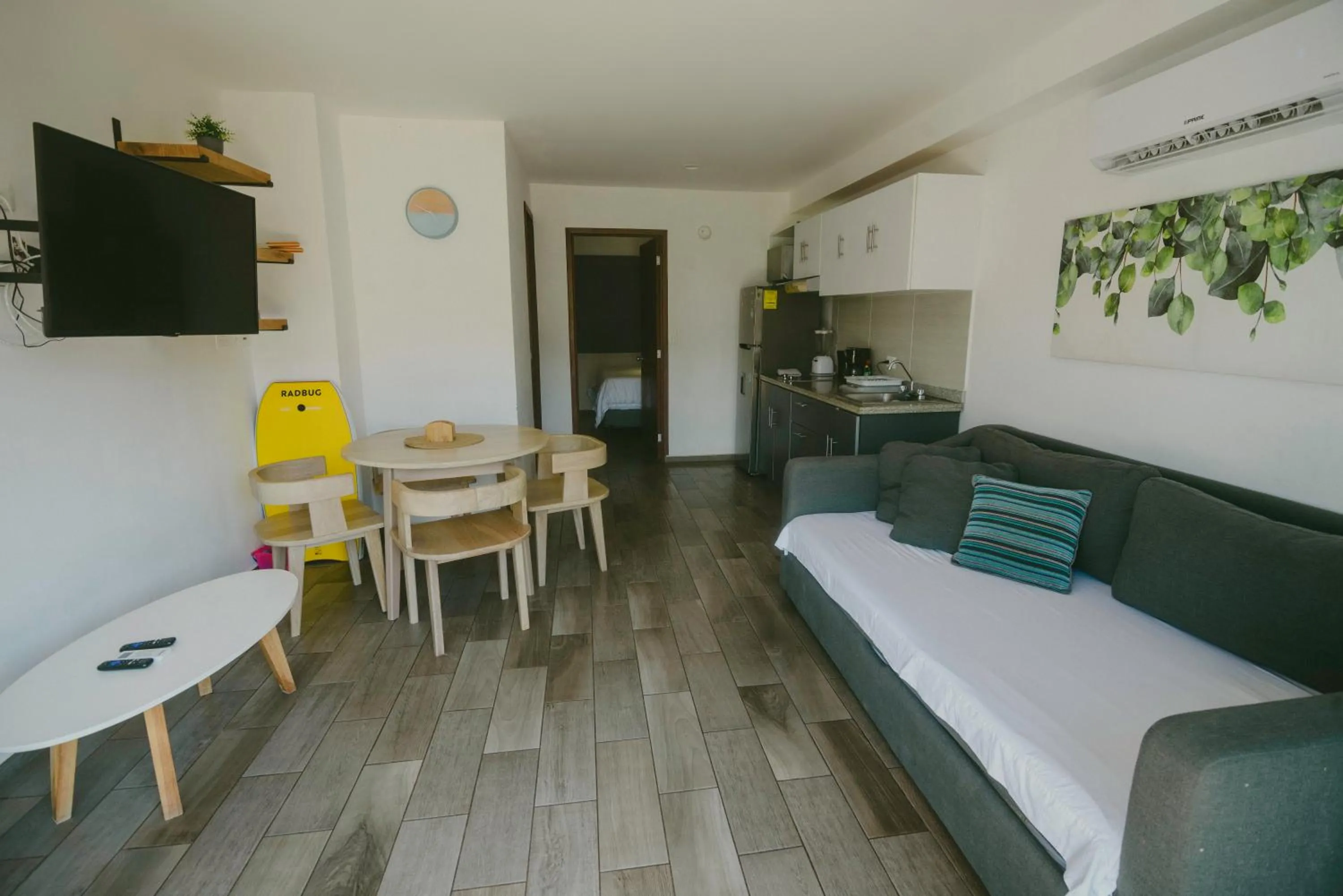 Living room in HotelZone L17 Beach Access