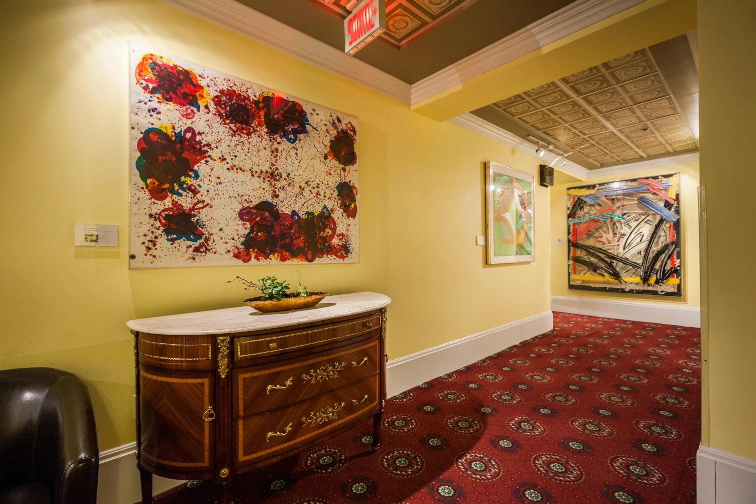 Decorative detail in LHotel