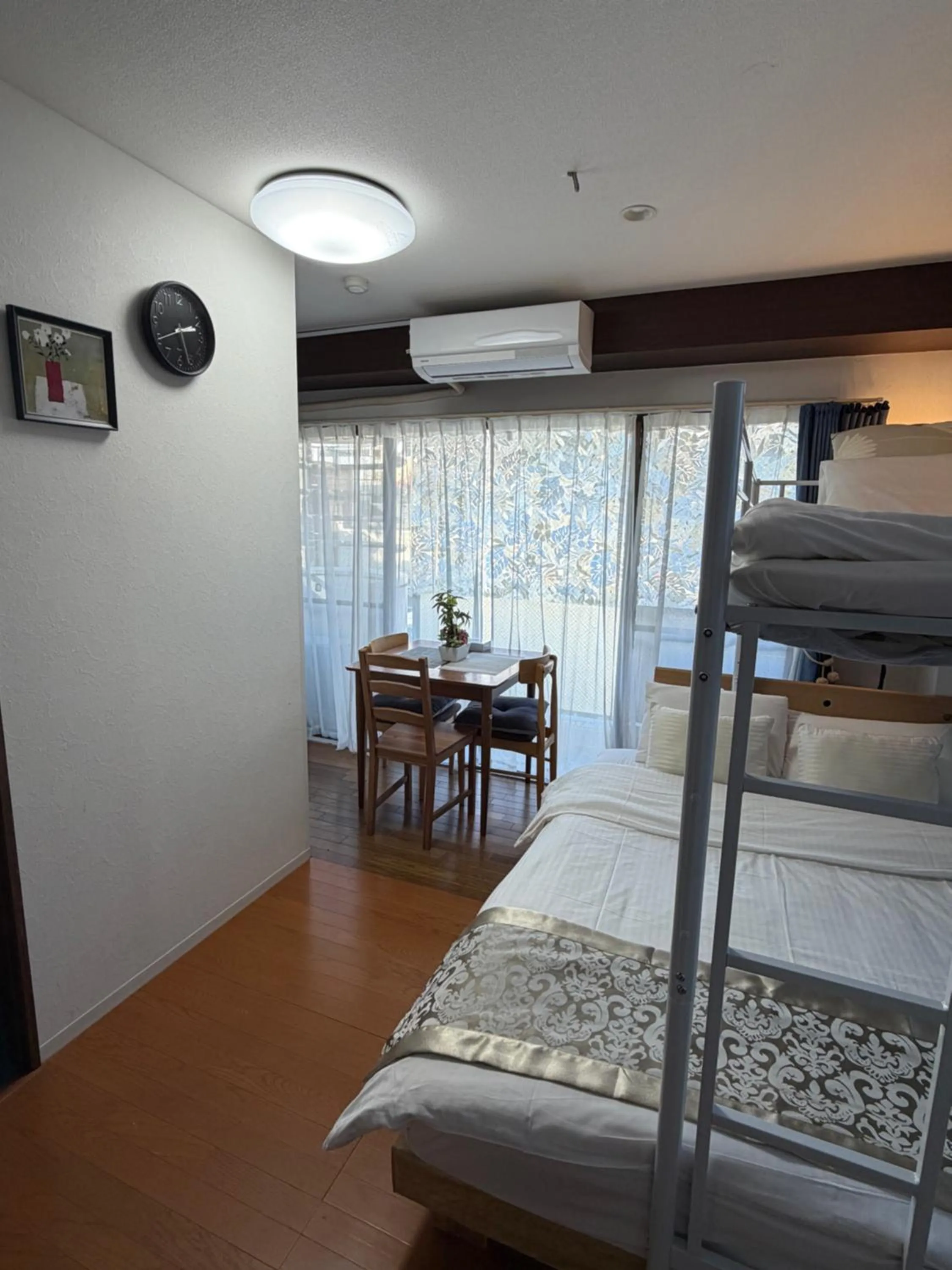 Bed in Uhome Ueno Hotel