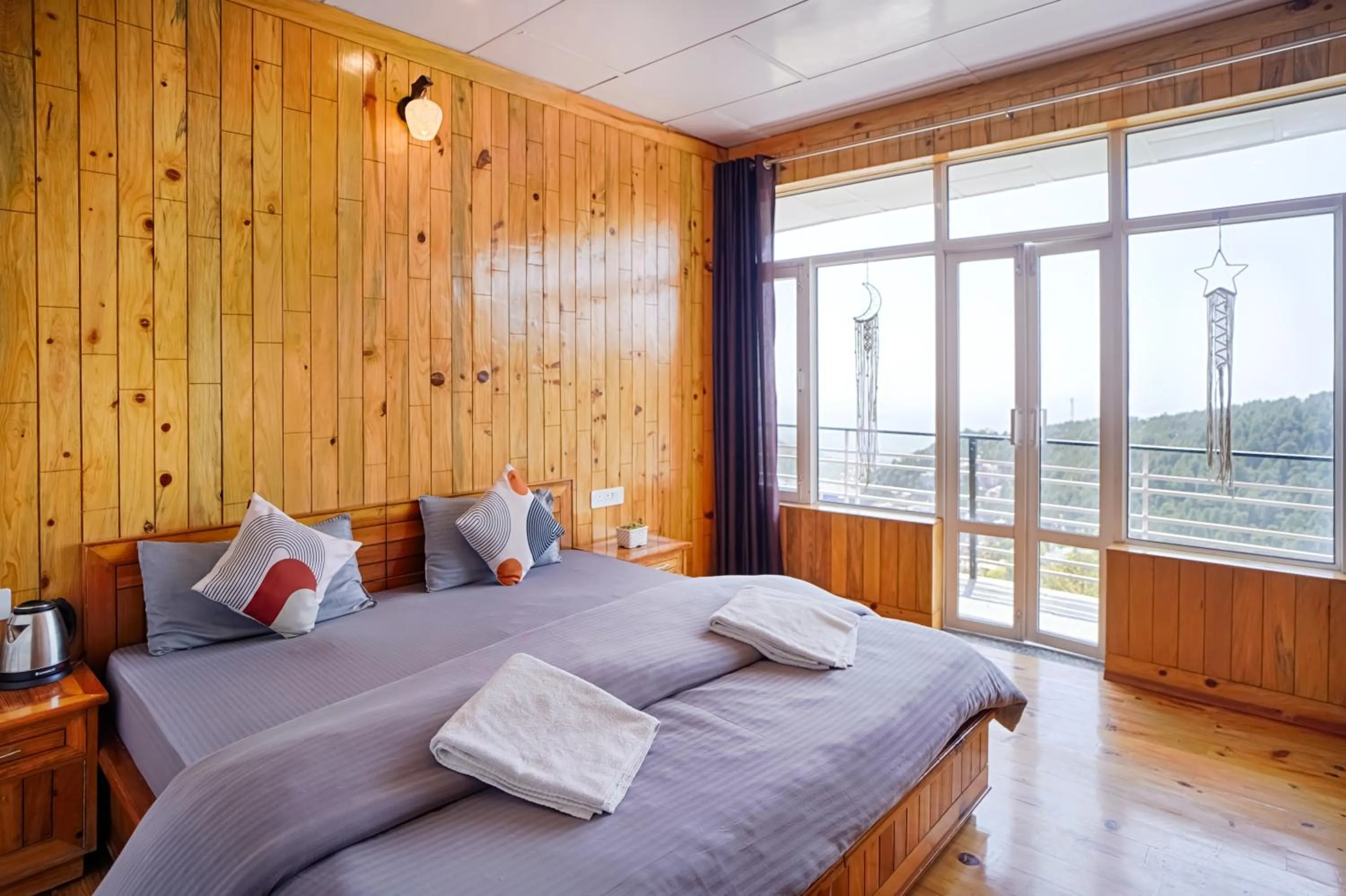 Bed in Young Monk Hostel Dharamkot