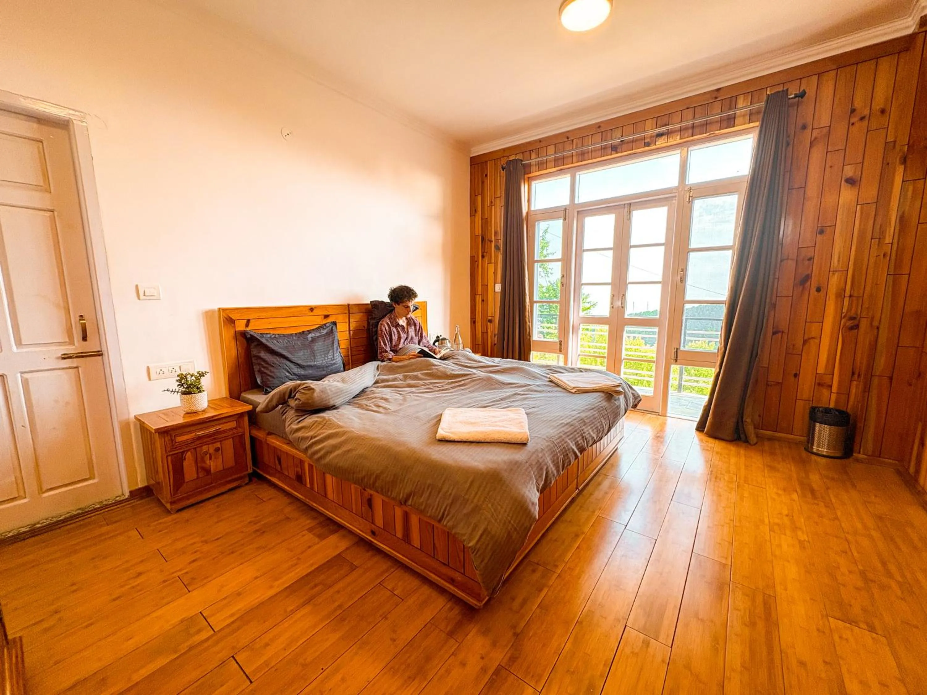 View (from property/room), Bed in Young Monk Hostel Dharamkot