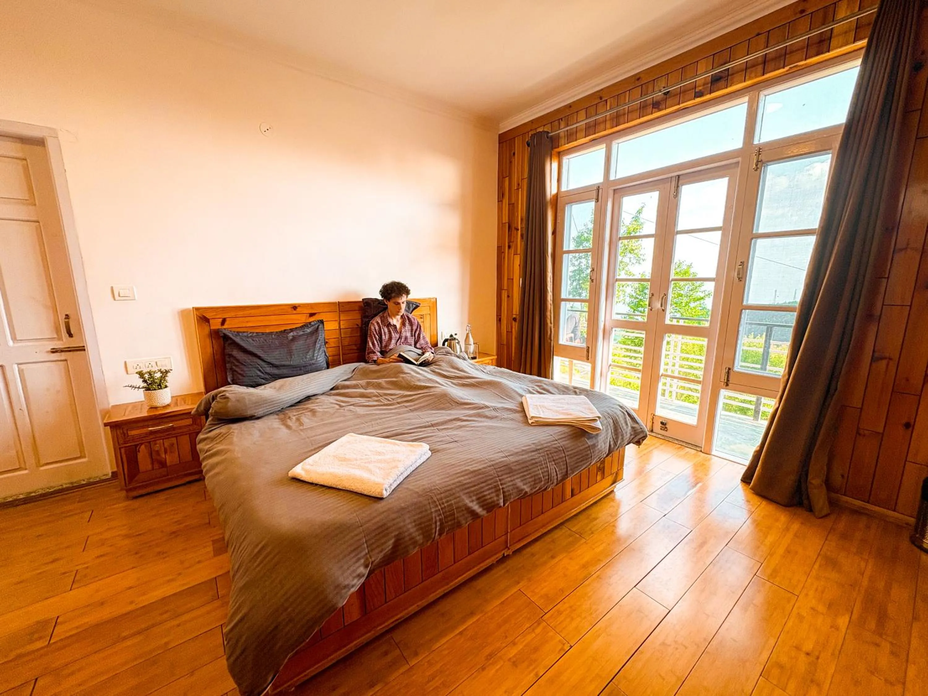 Bed in Young Monk Hostel Dharamkot