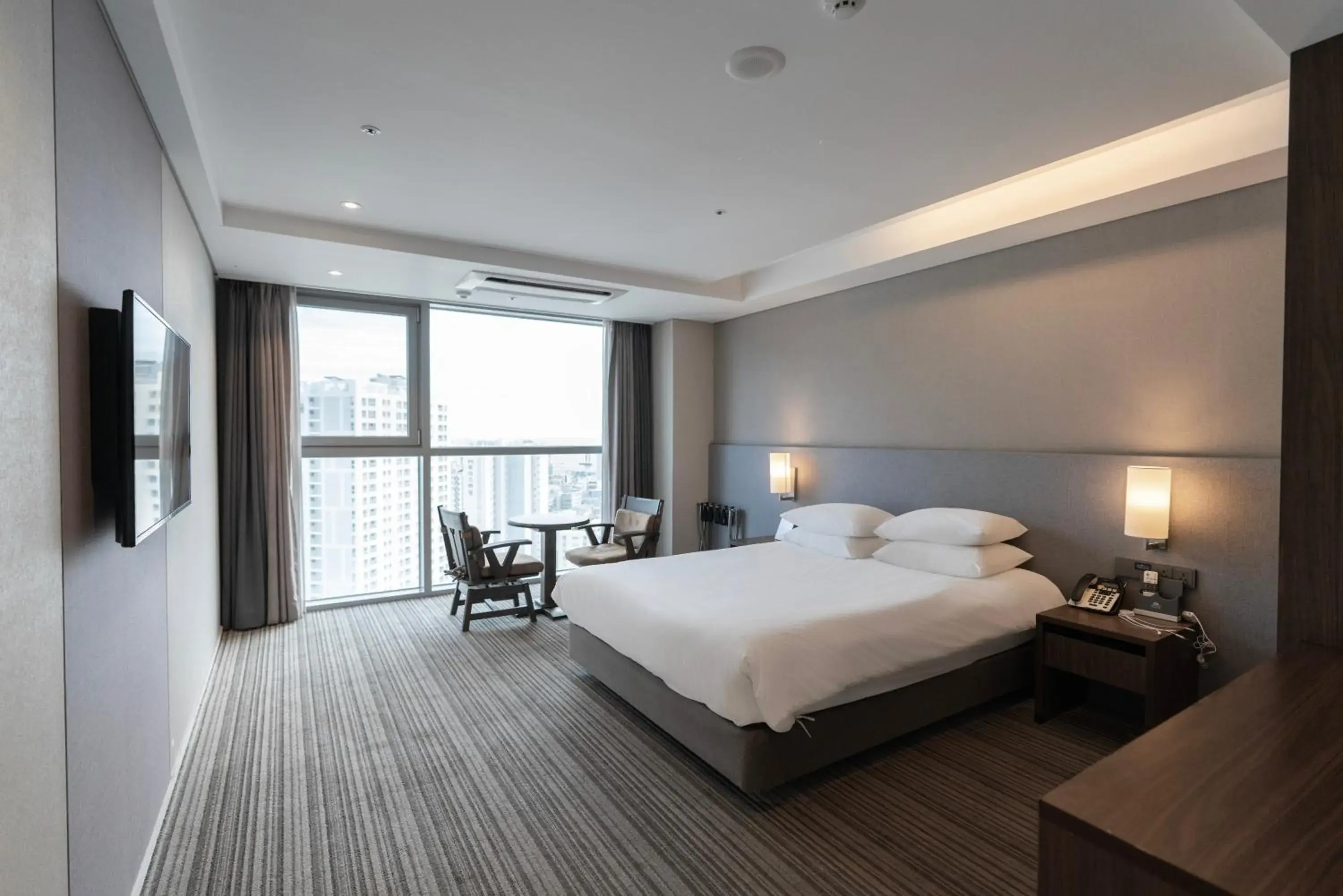 Premium Double Room with Harbor View in Northharbor Hotel Premium Double Room with Harbor View in Northharbor Hotel