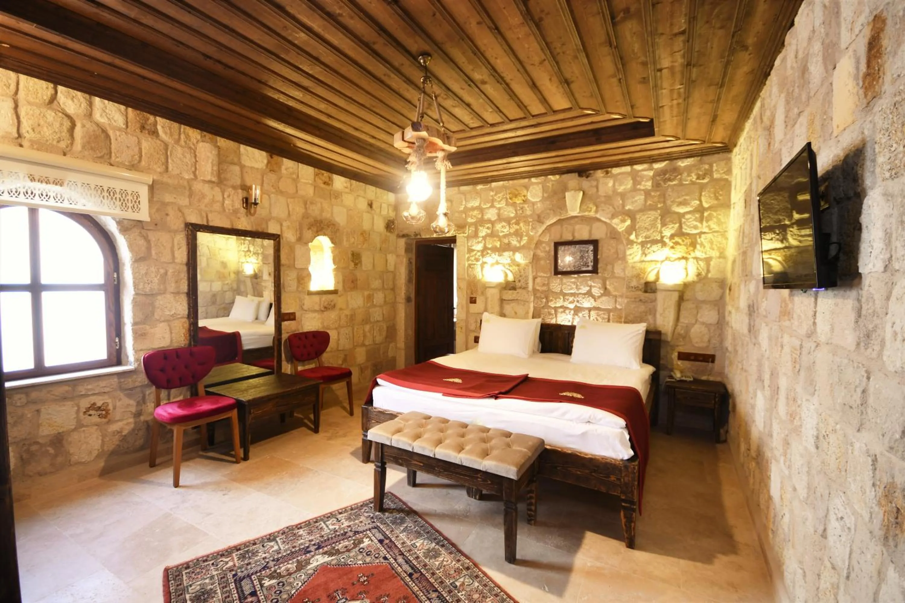 Photo of the whole room, Bed in Under Cave Cappadocia