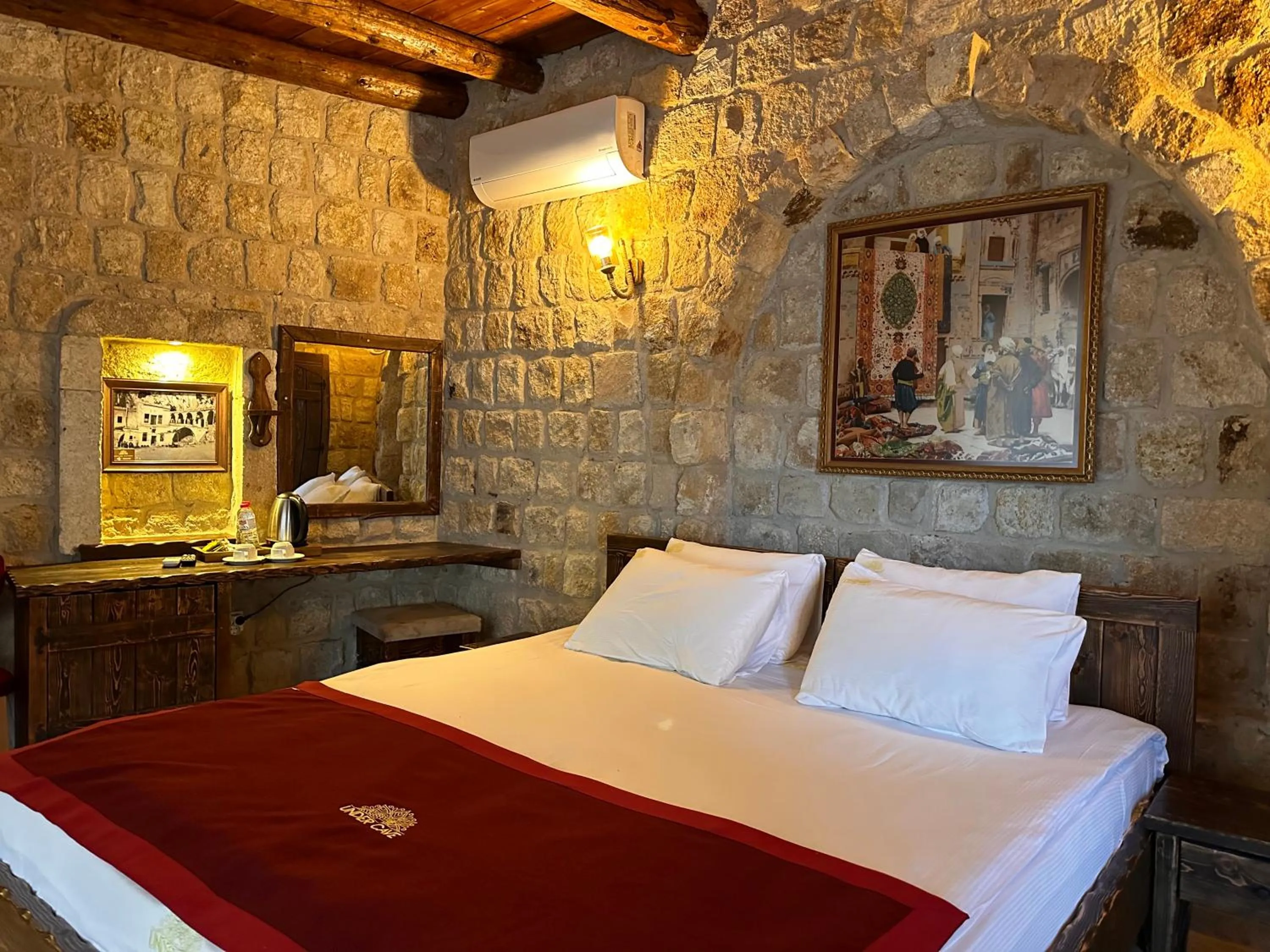 Coffee/tea facilities, Bed in Under Cave Cappadocia