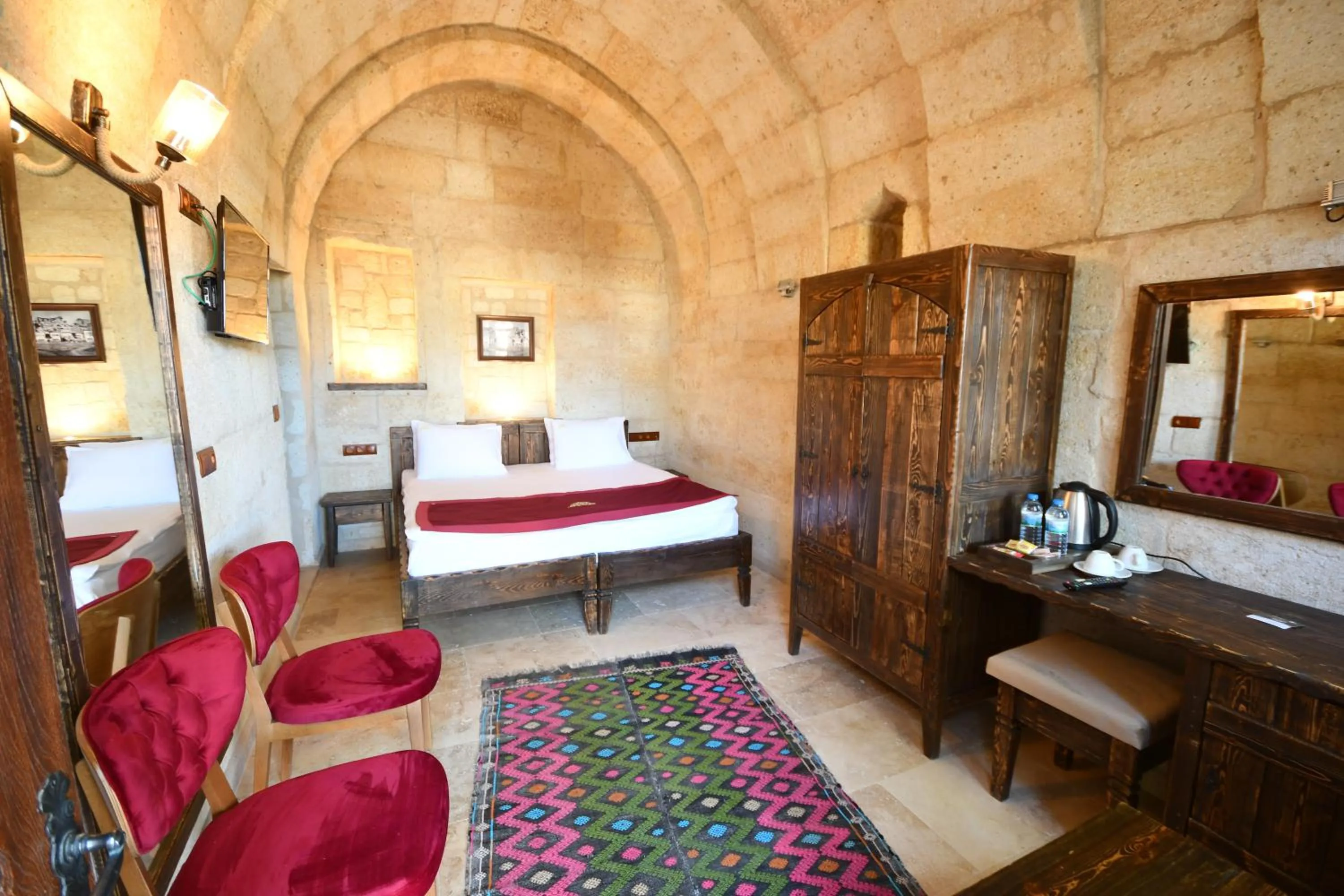 Photo of the whole room, Bed in Under Cave Cappadocia