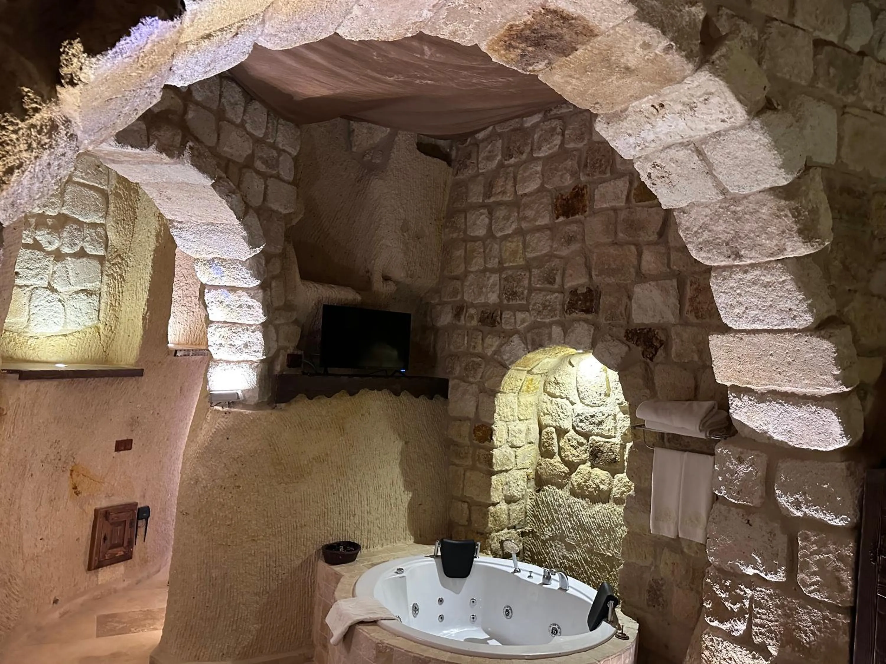 Photo of the whole room in Under Cave Cappadocia