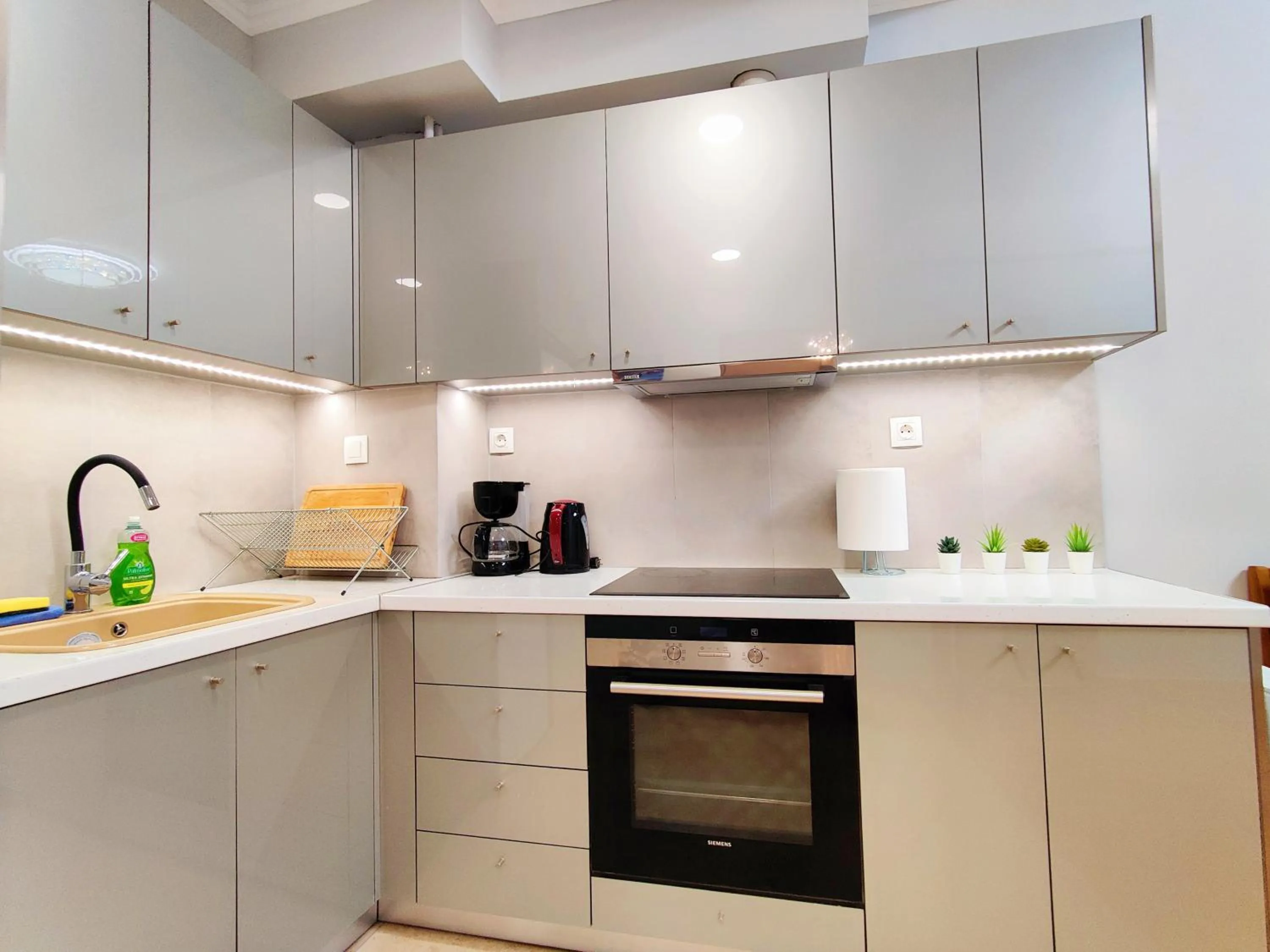 Kitchen or kitchenette in WSD Brand Cozy 2BD with Balcony near Acropolis