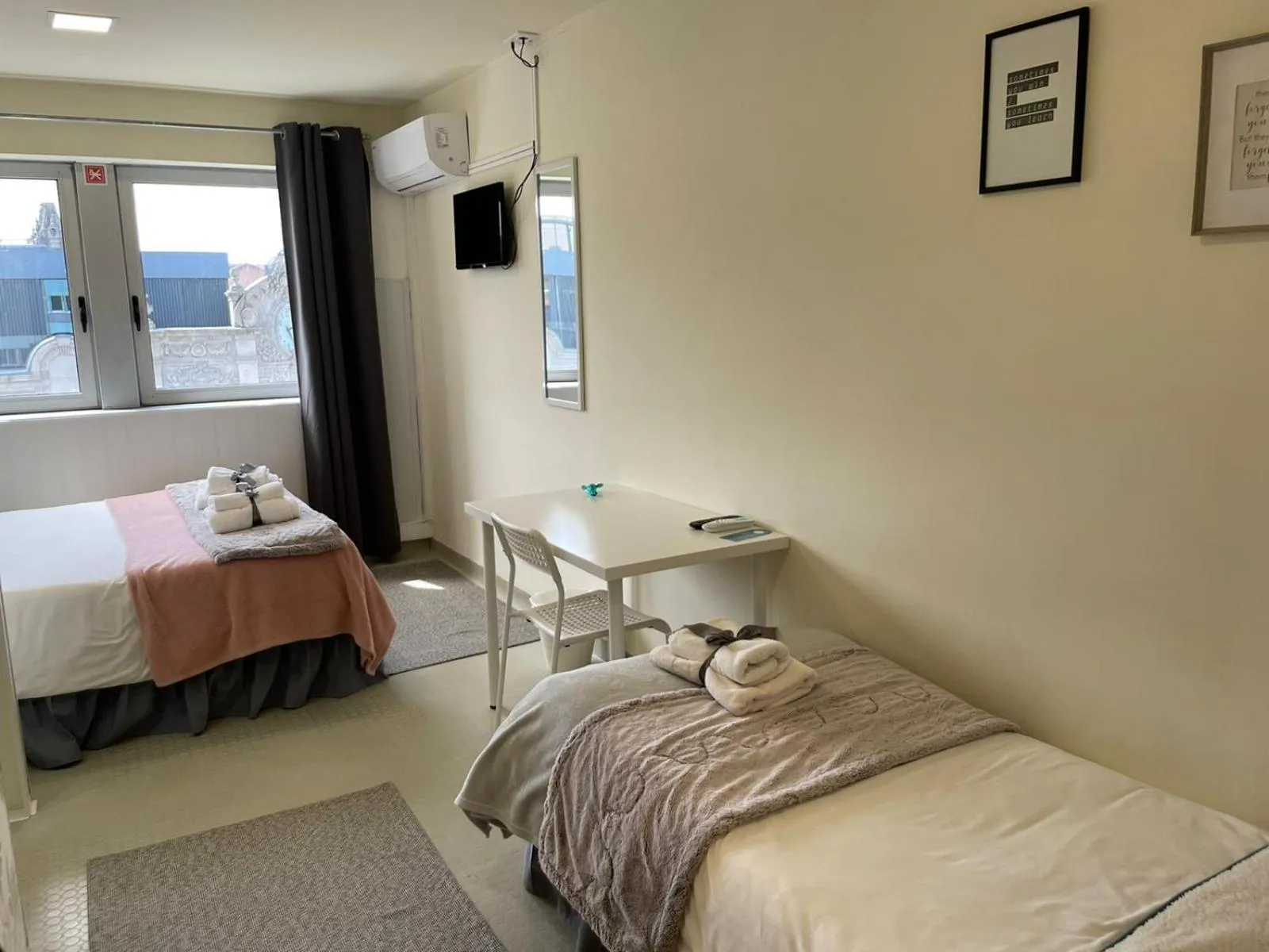 Bed in Liber Guest House