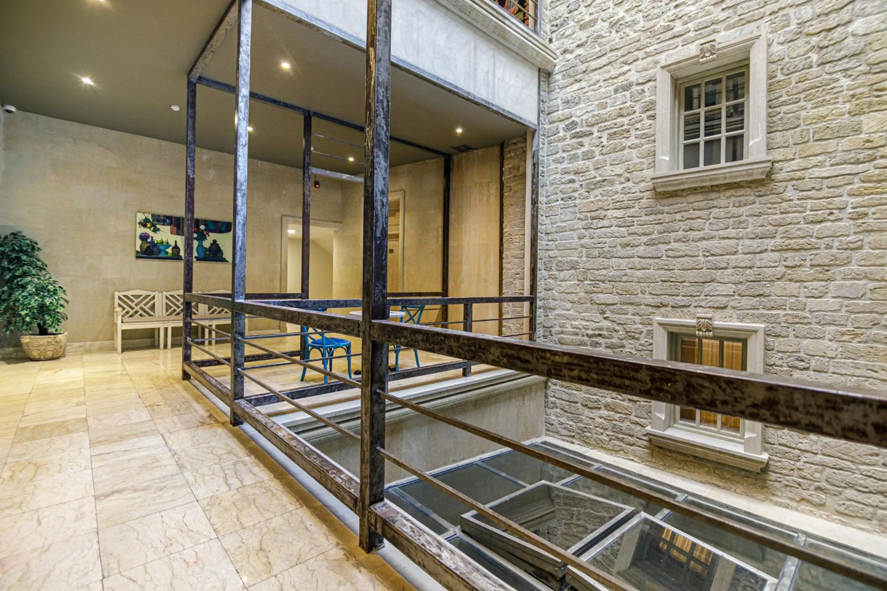 Inner courtyard view in Art Club